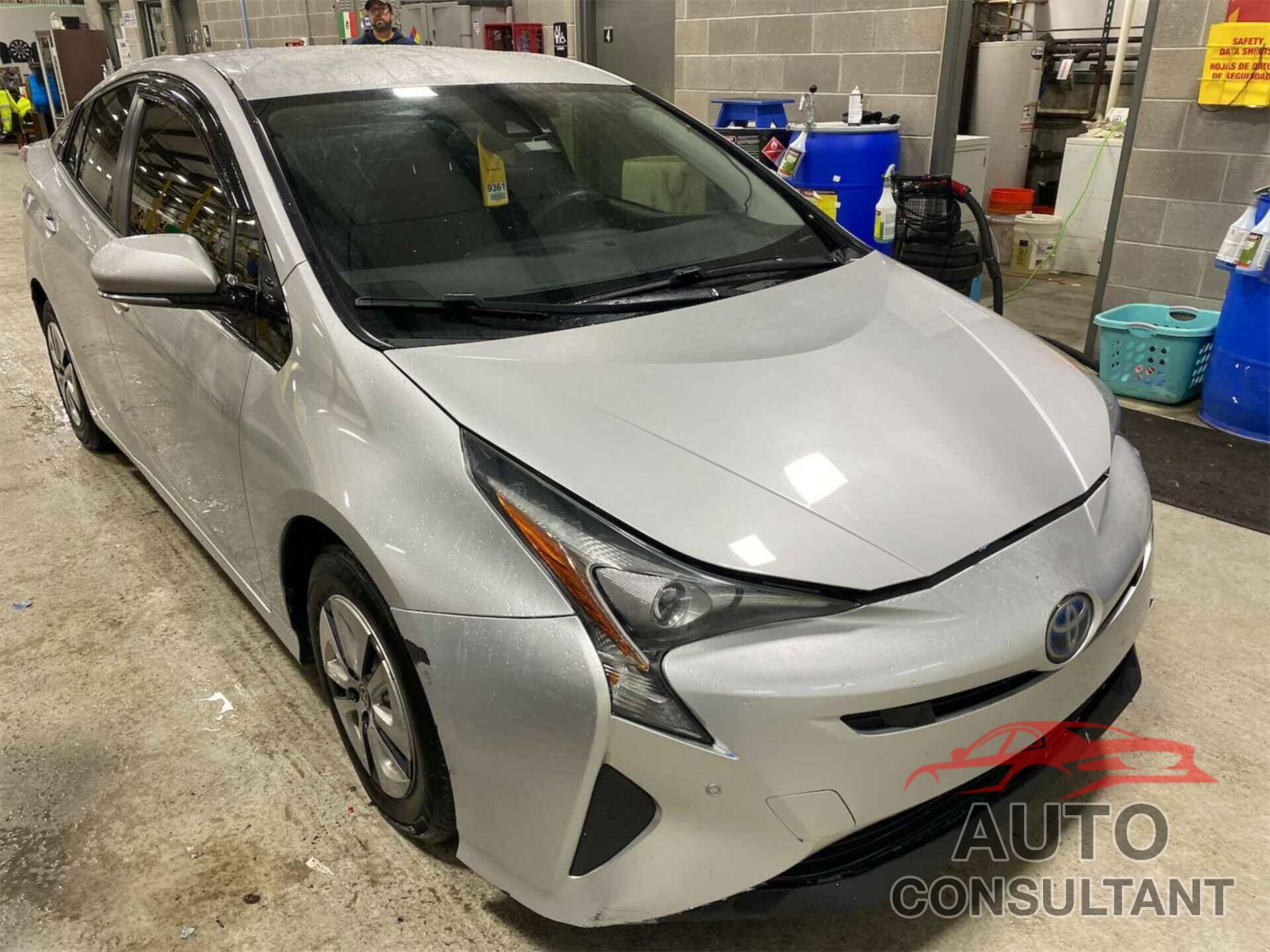 TOYOTA PRIUS 2018 - JTDKBRFU4J3059487