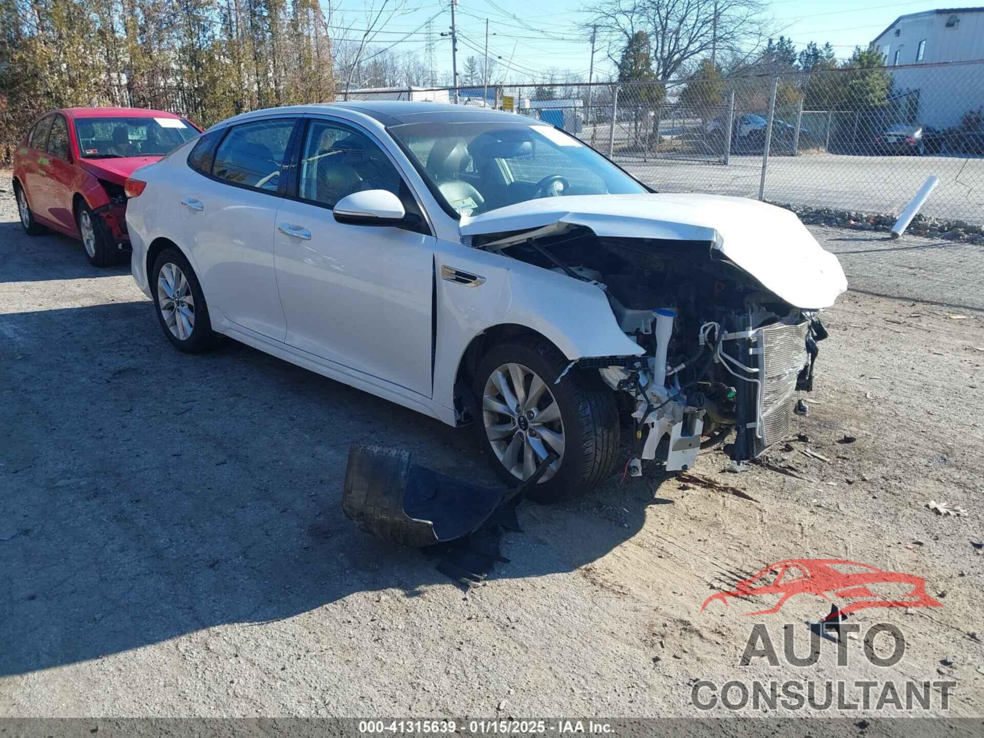 KIA OPTIMA 2018 - 5XXGU4L38JG192817