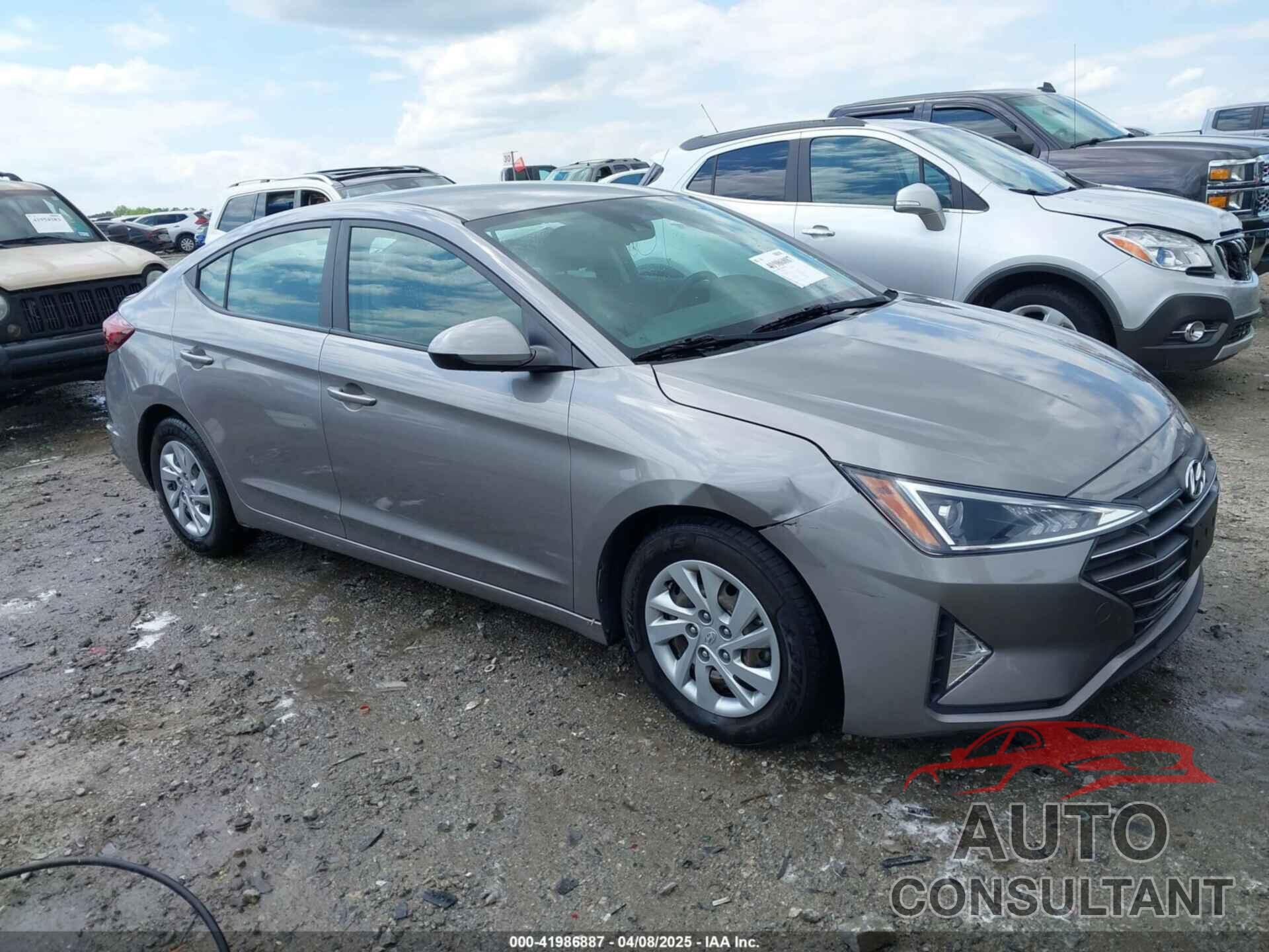 HYUNDAI ELANTRA 2020 - KMHD74LFXLU105433