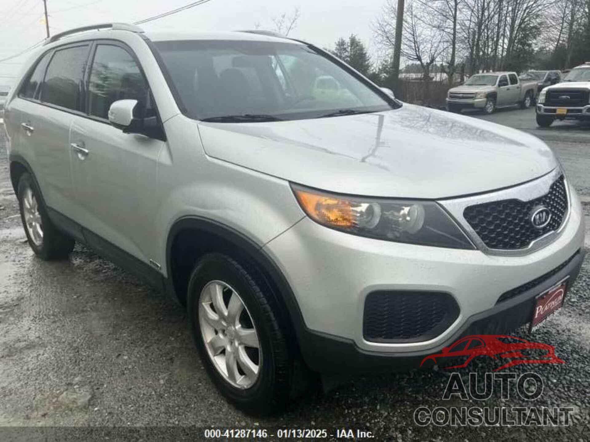 KIA SORENTO 2011 - 5XYKTDA27BG136890