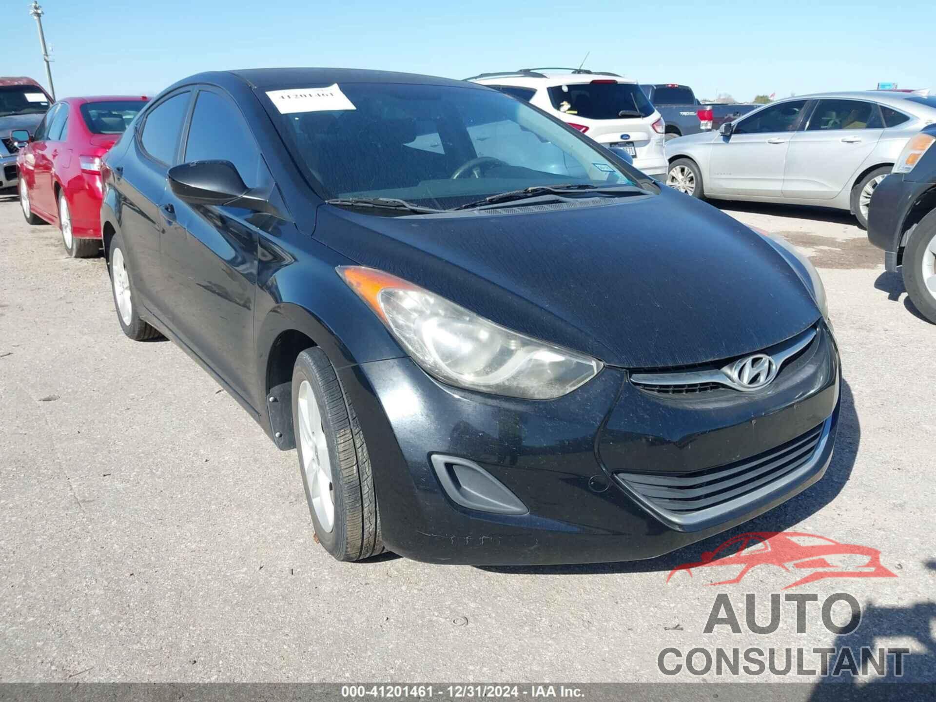 HYUNDAI ELANTRA 2011 - KMHDH4AE1BU085000