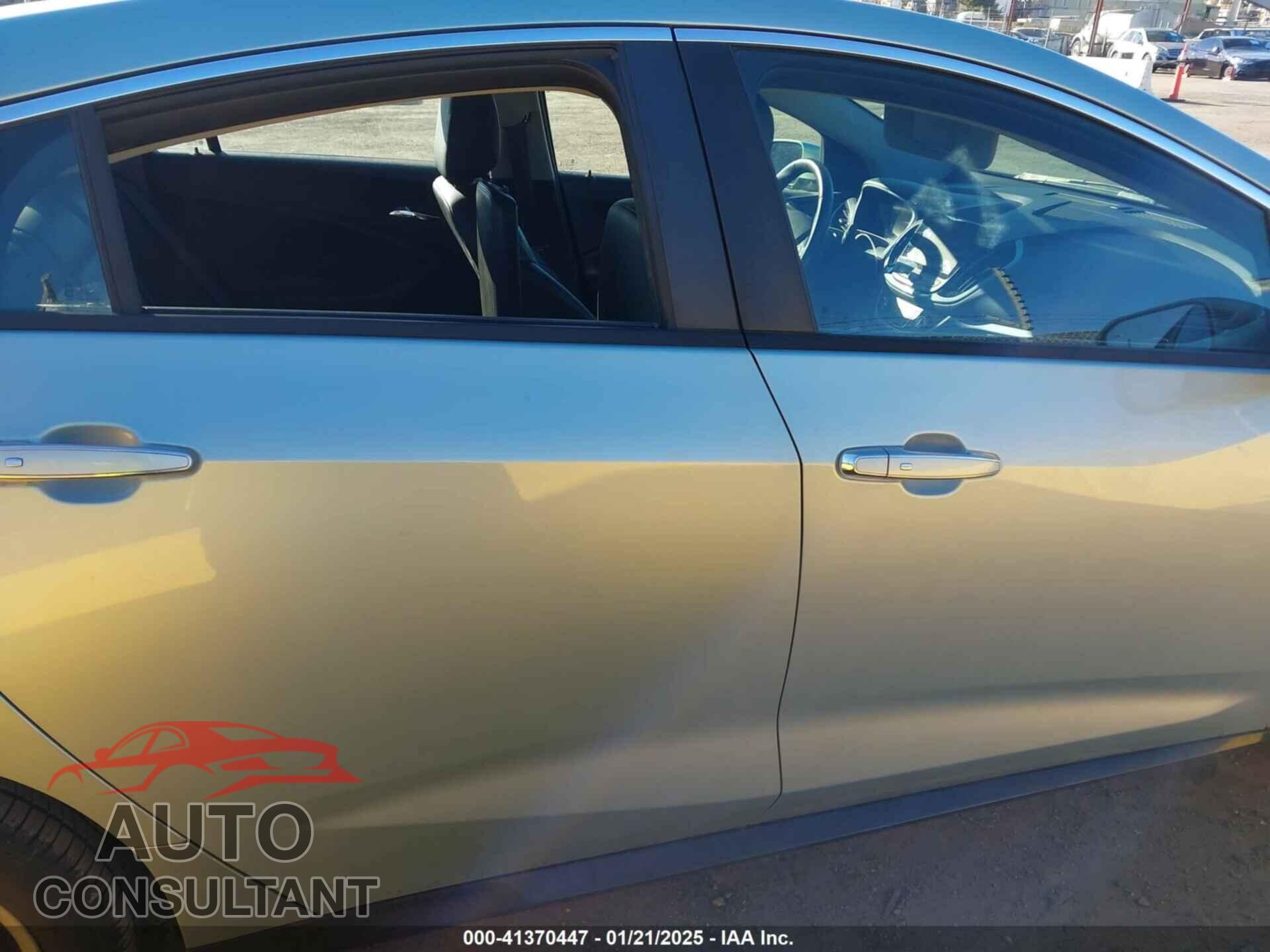 CHEVROLET VOLT 2018 - 1G1RC6S54JU118324