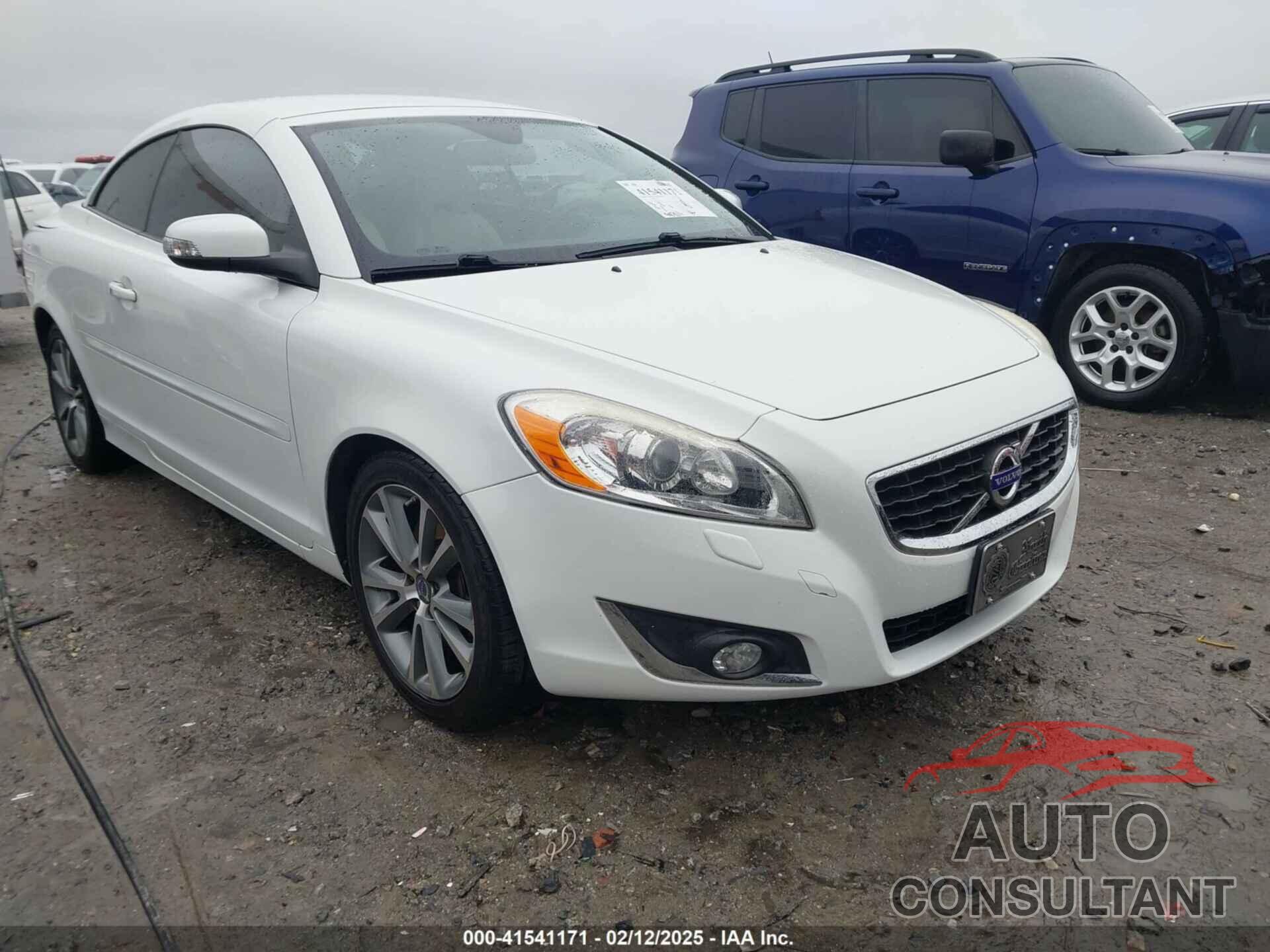 VOLVO C70 2013 - YV1672MC9DJ139186