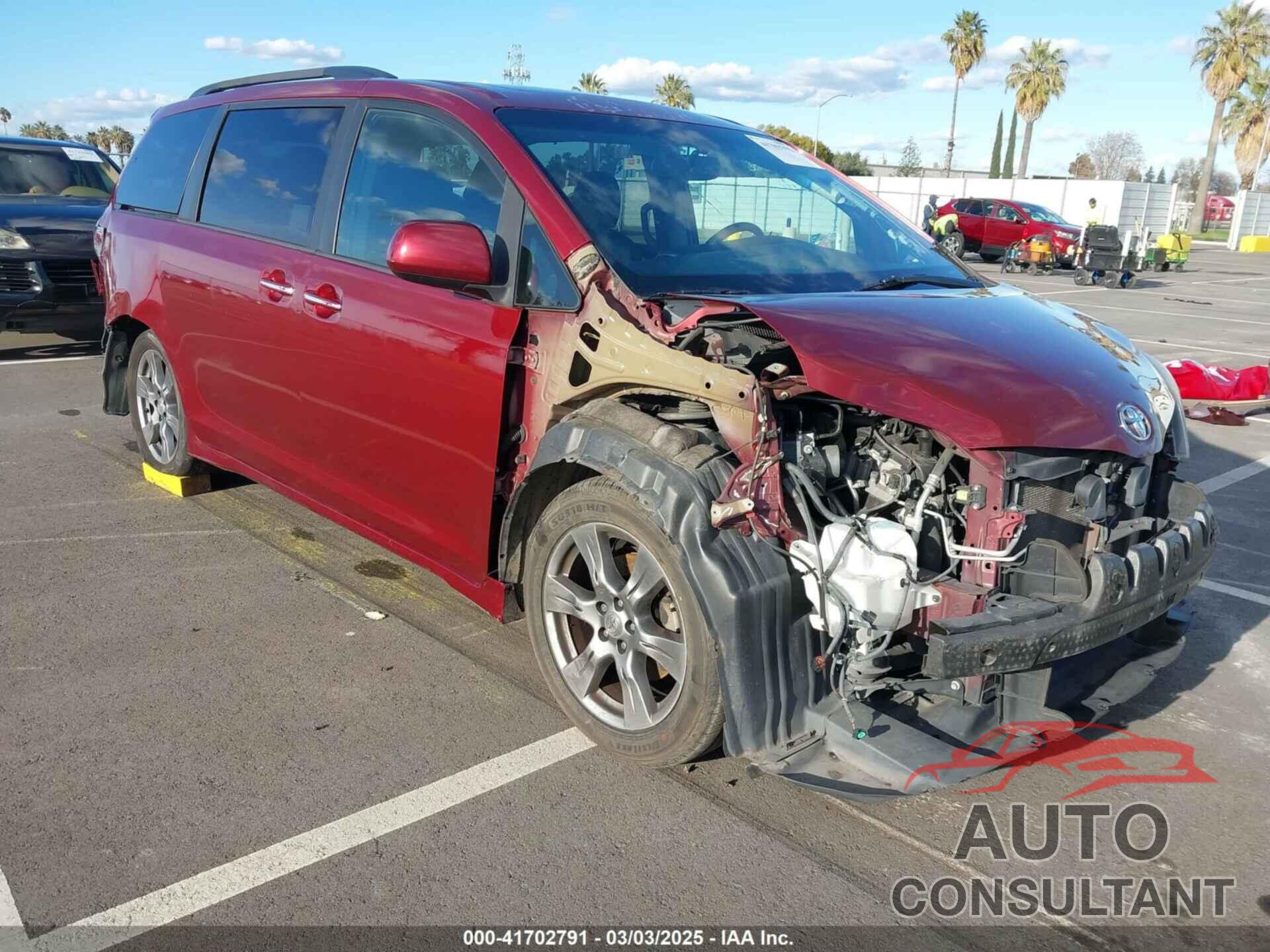 TOYOTA SIENNA 2017 - 5TDXZ3DC0HS869765