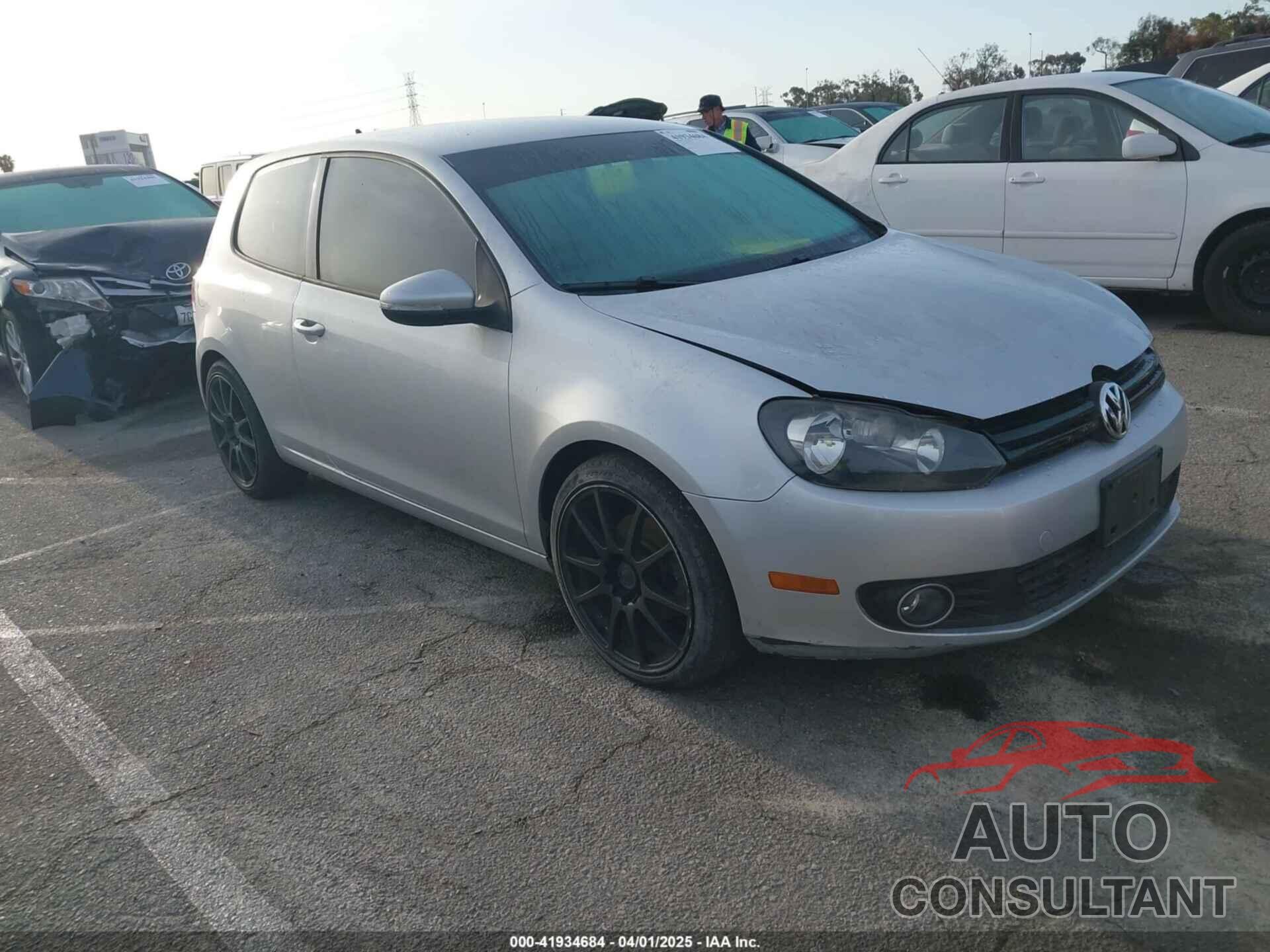 VOLKSWAGEN GOLF 2011 - WVWBM7AJ3BW207009
