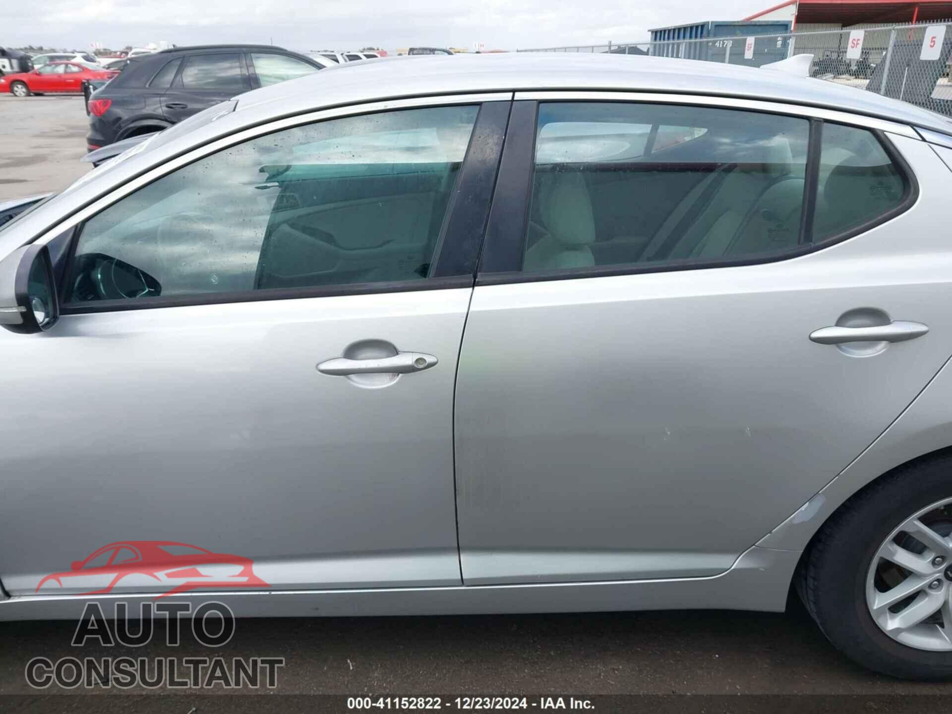 KIA OPTIMA 2011 - KNAGM4A71B5125663