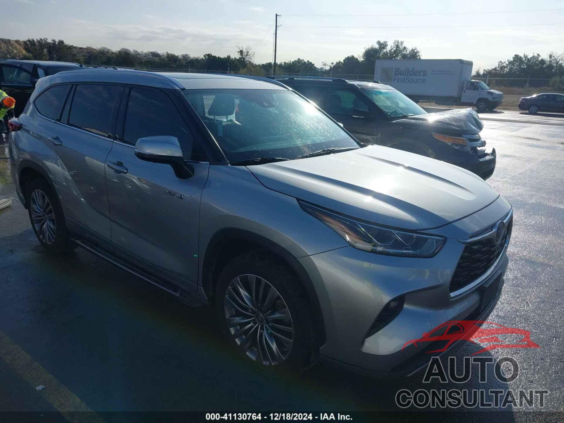 TOYOTA HIGHLANDER 2021 - 5TDFARAH5MS005584