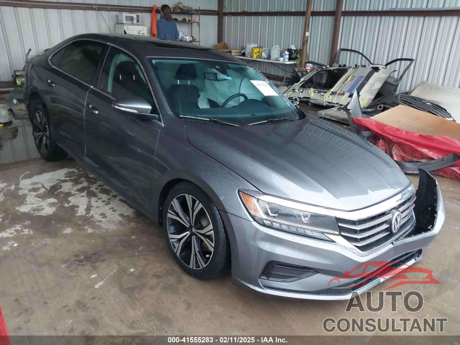 VOLKSWAGEN PASSAT 2022 - 1VWSA7A34NC002554