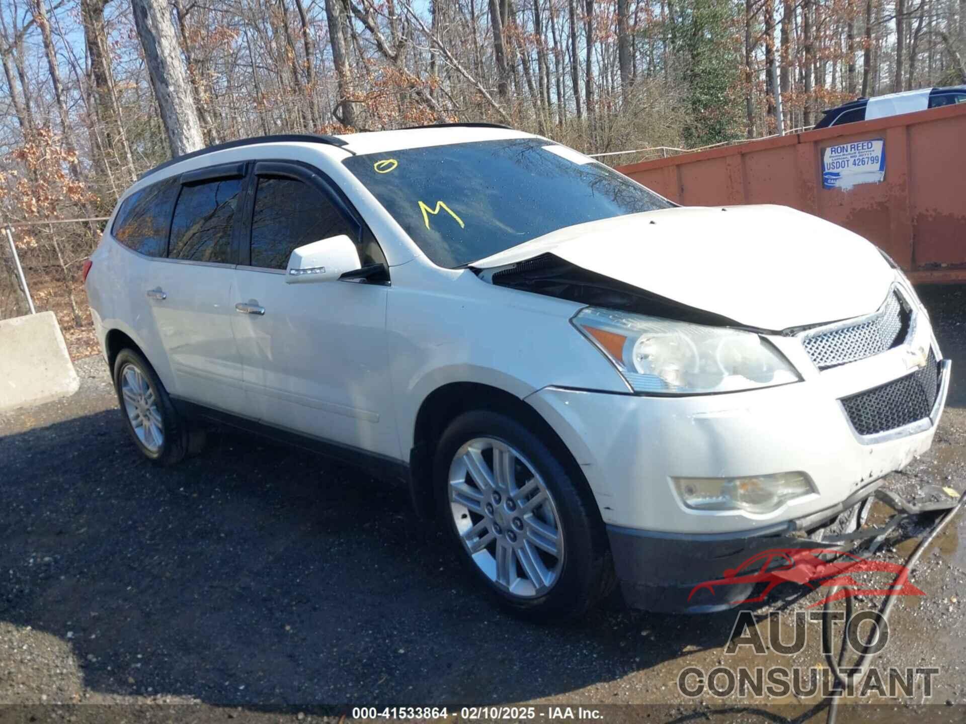 CHEVROLET TRAVERSE 2011 - 1GNKRGED5BJ238403