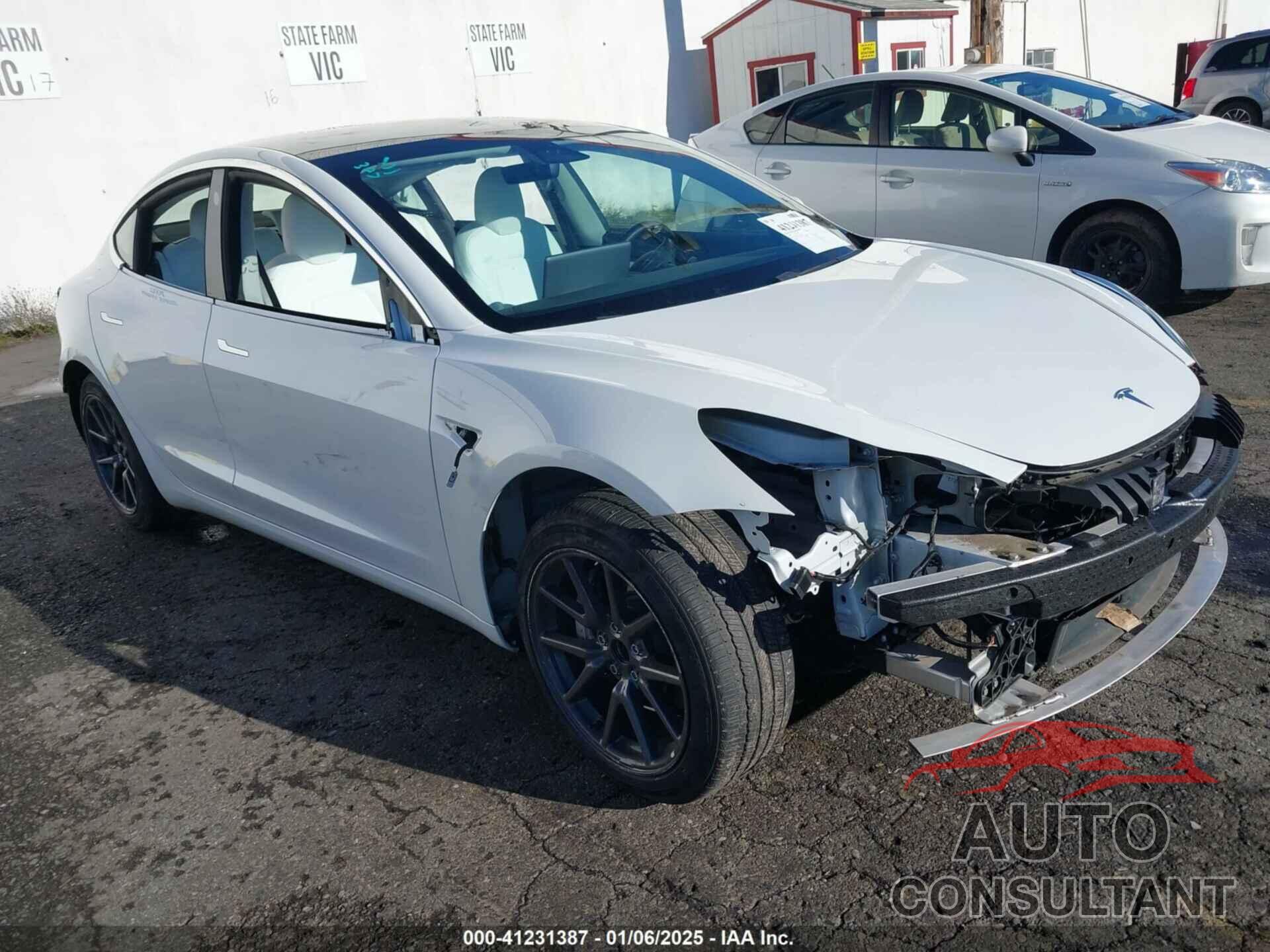 TESLA MODEL 3 2019 - 5YJ3E1EA9KF431821