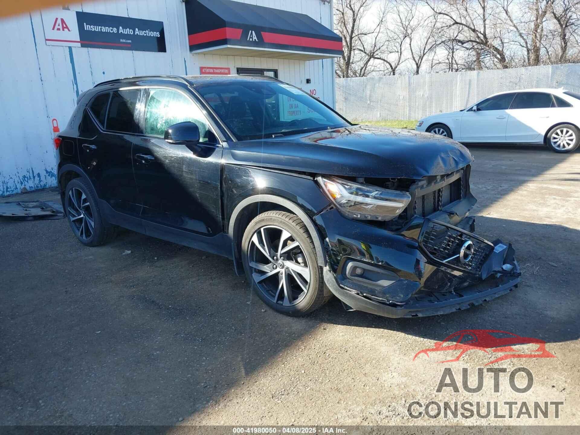 VOLVO XC40 2019 - YV4162UM1K2106120