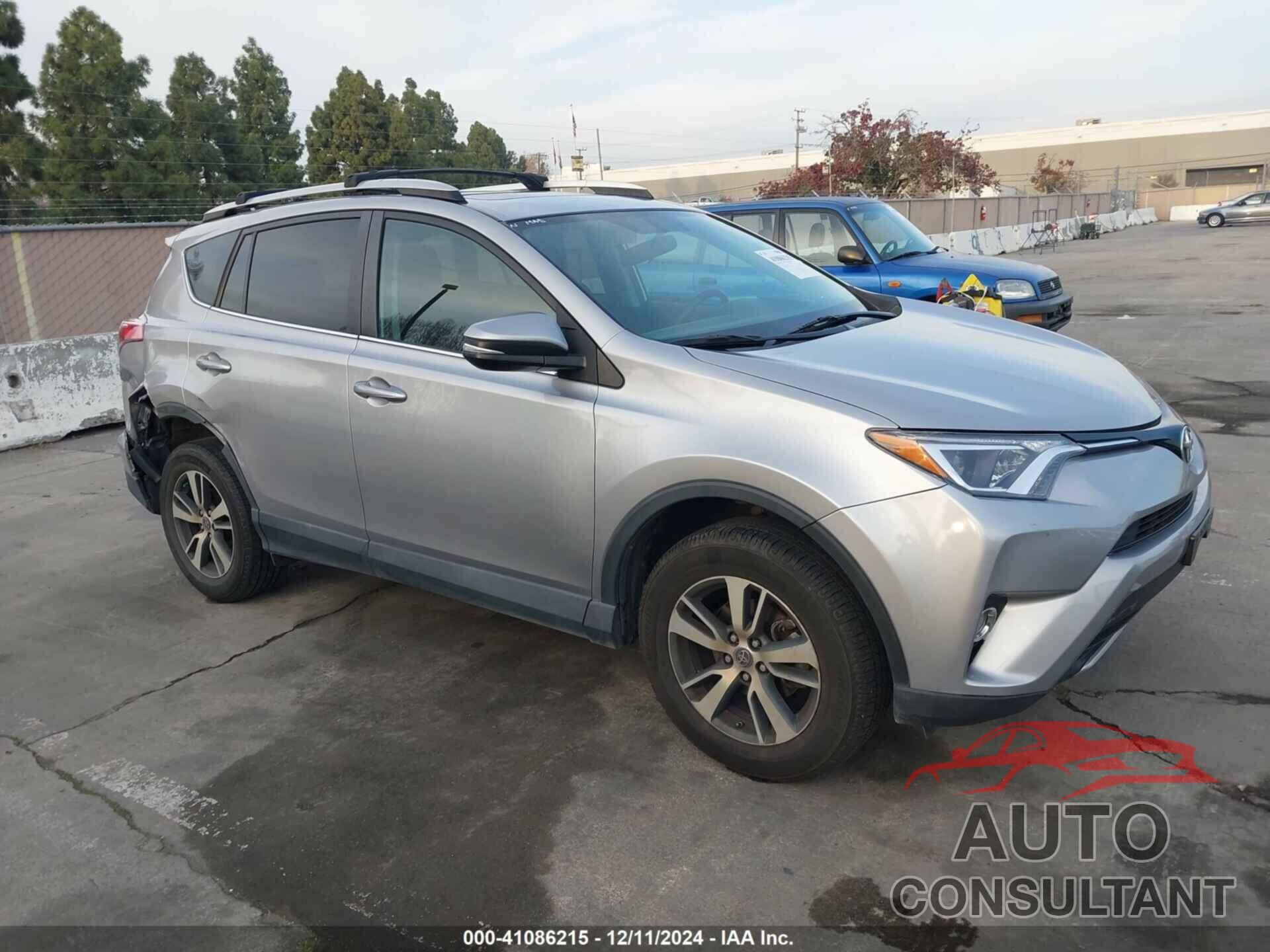 TOYOTA RAV4 2016 - 2T3RFREV7GW476878