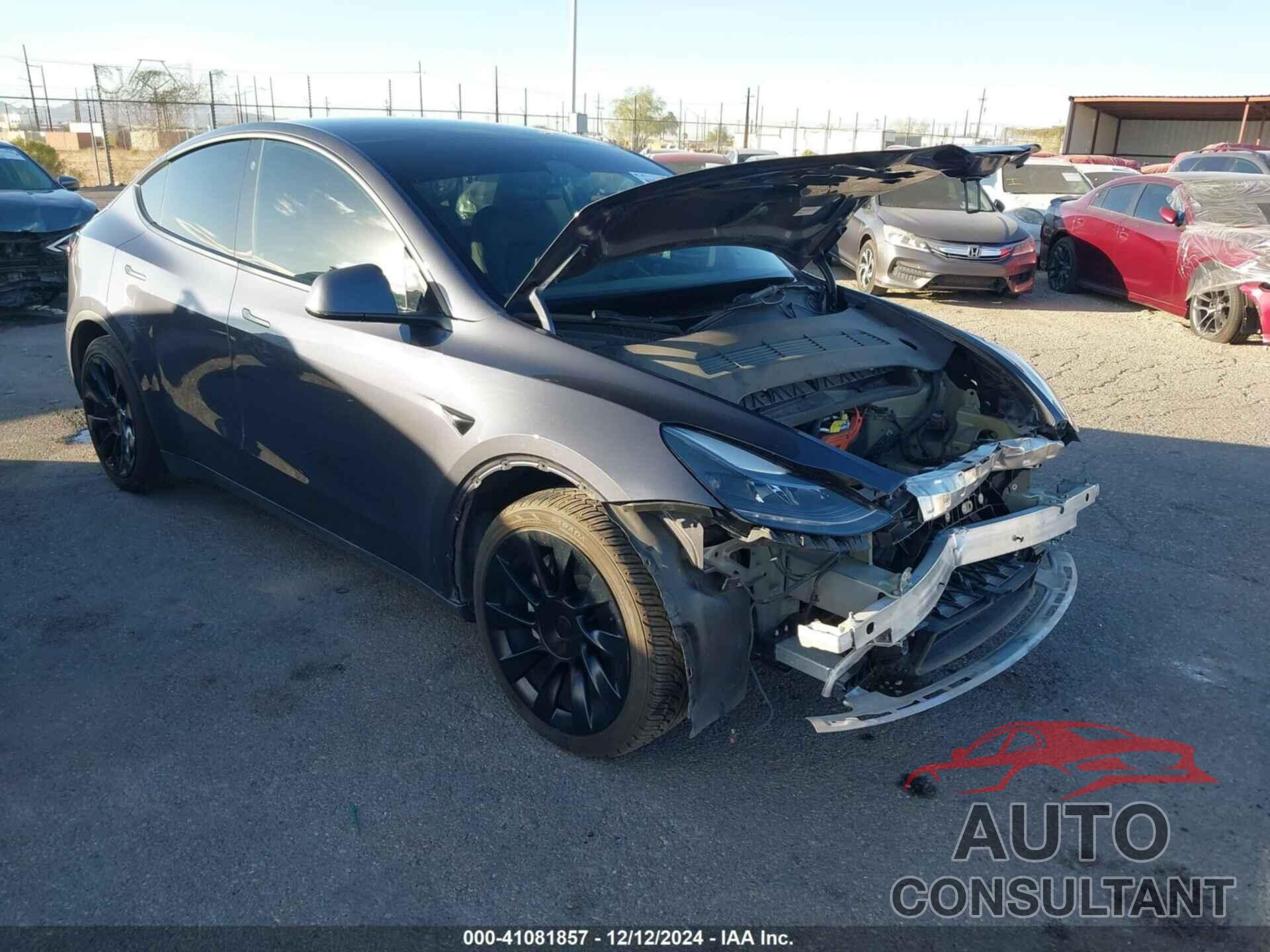 TESLA MODEL Y 2023 - 7SAYGAEE7PF715171