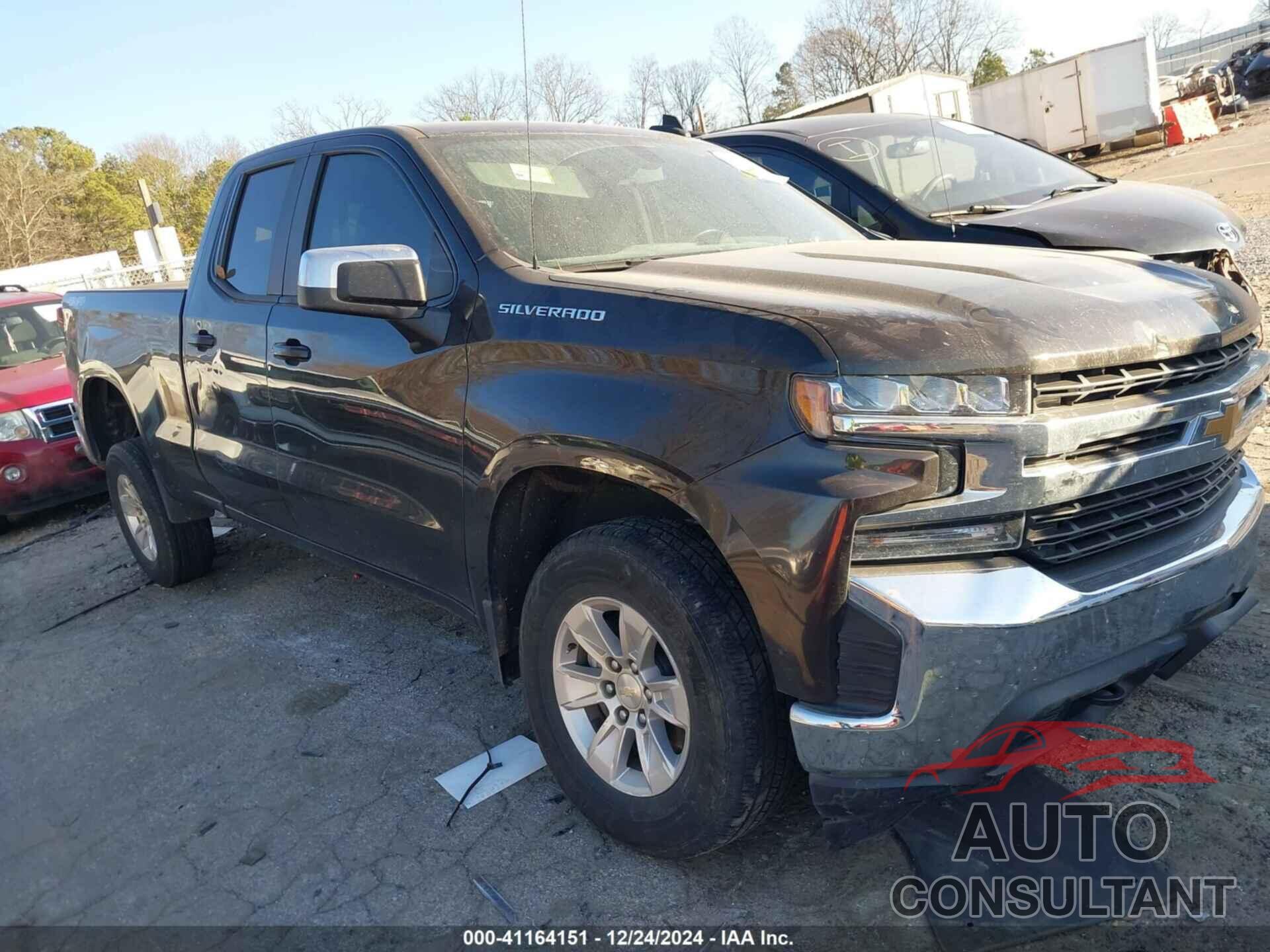 CHEVROLET SILVERADO 1500 2019 - 1GCRYDED6KZ389583