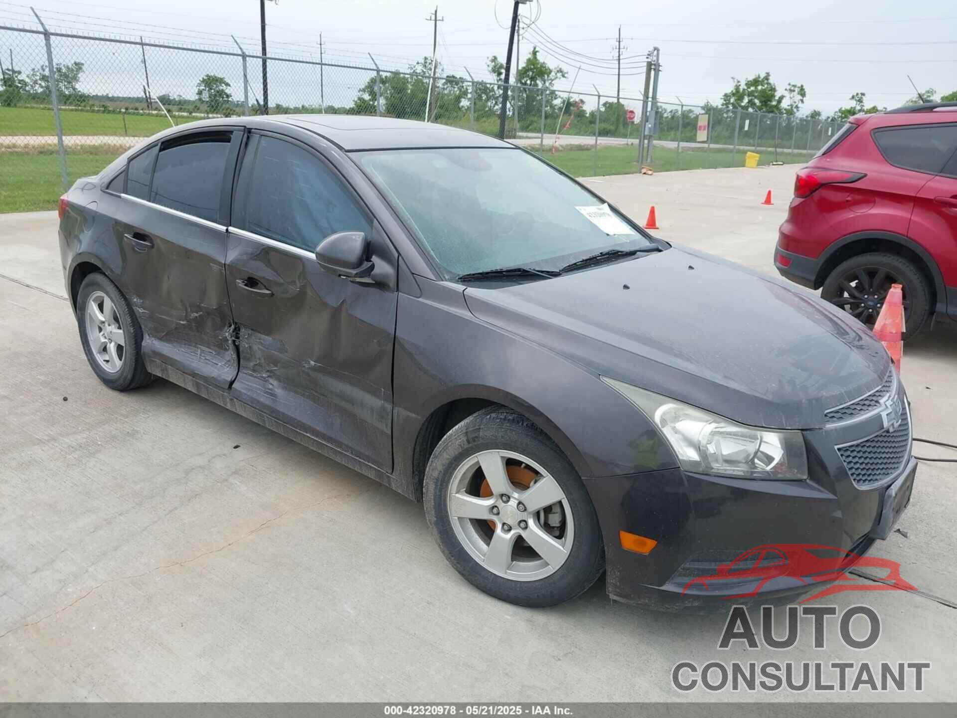 CHEVROLET CRUZE 2014 - 1G1PC5SB1E7358586