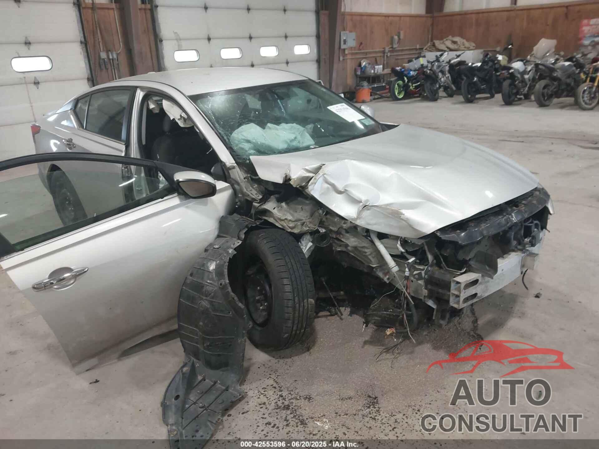 NISSAN ALTIMA 2019 - 1N4BL4BV9KC246701