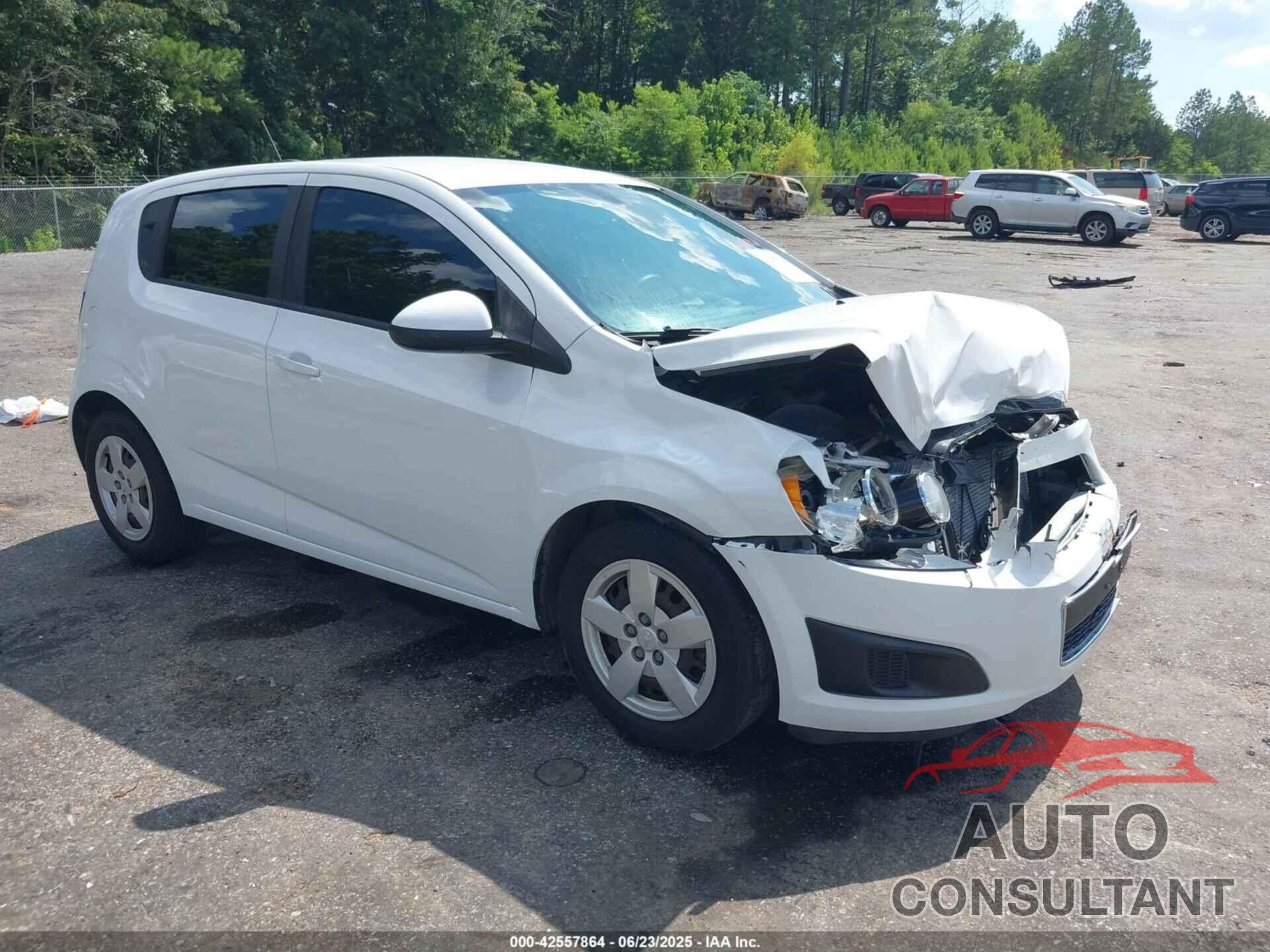 CHEVROLET SONIC 2016 - 1G1JA6SH1G4101986