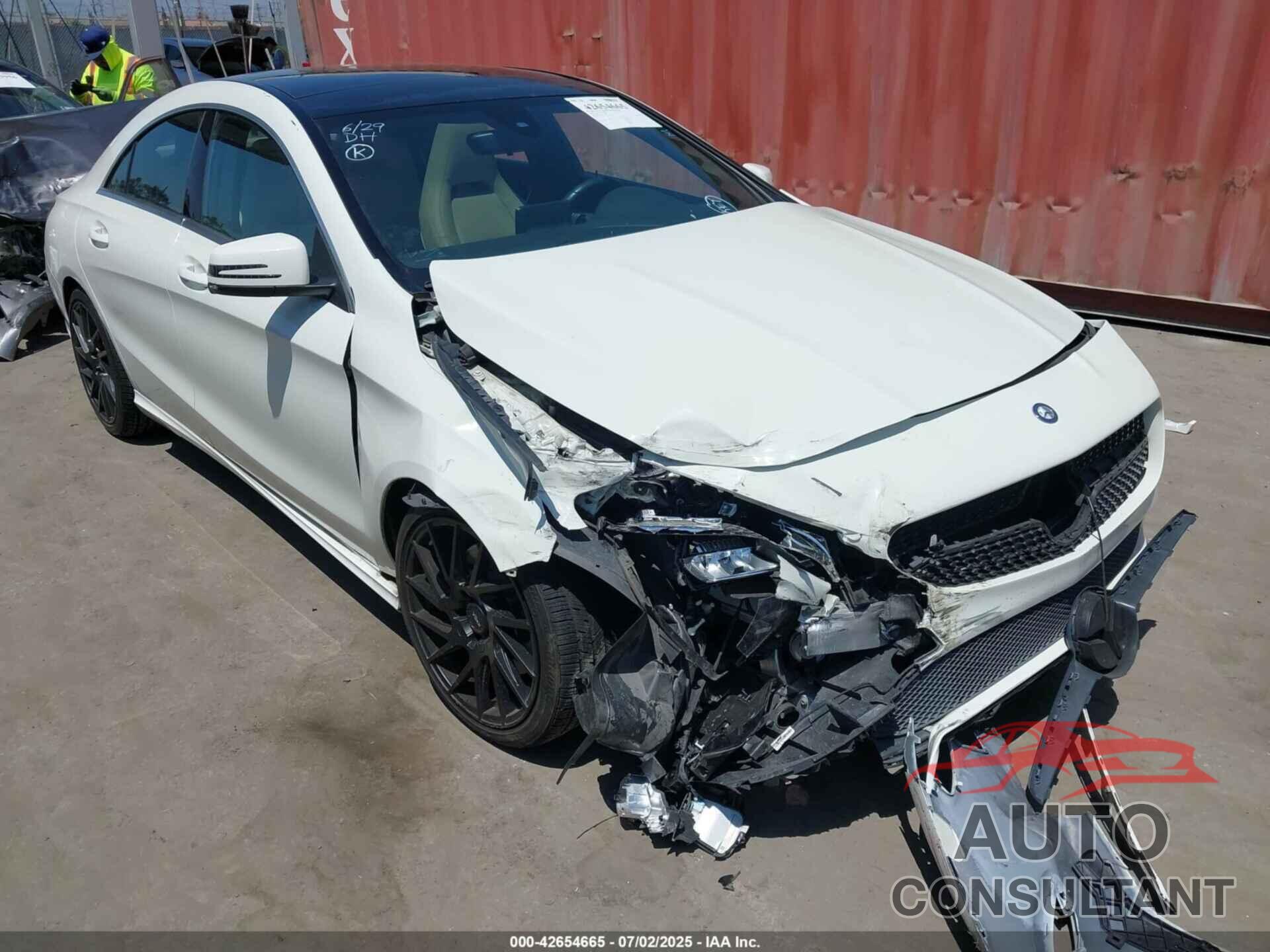 MERCEDES-BENZ CLA 250 2018 - WDDSJ4EB9JN516911