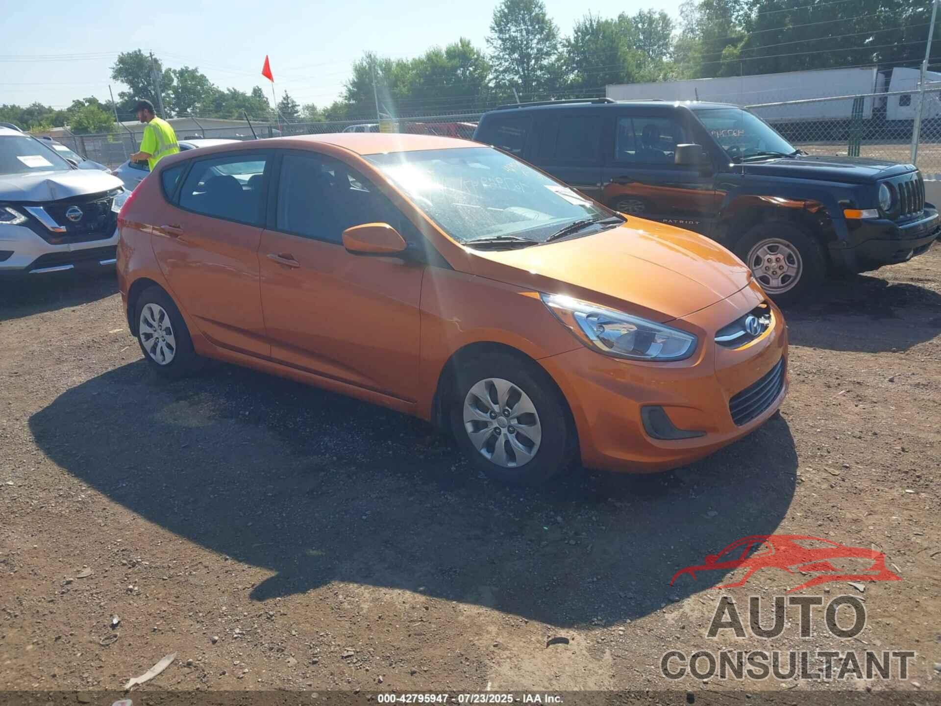 HYUNDAI ACCENT 2016 - KMHCT5AE5GU265846