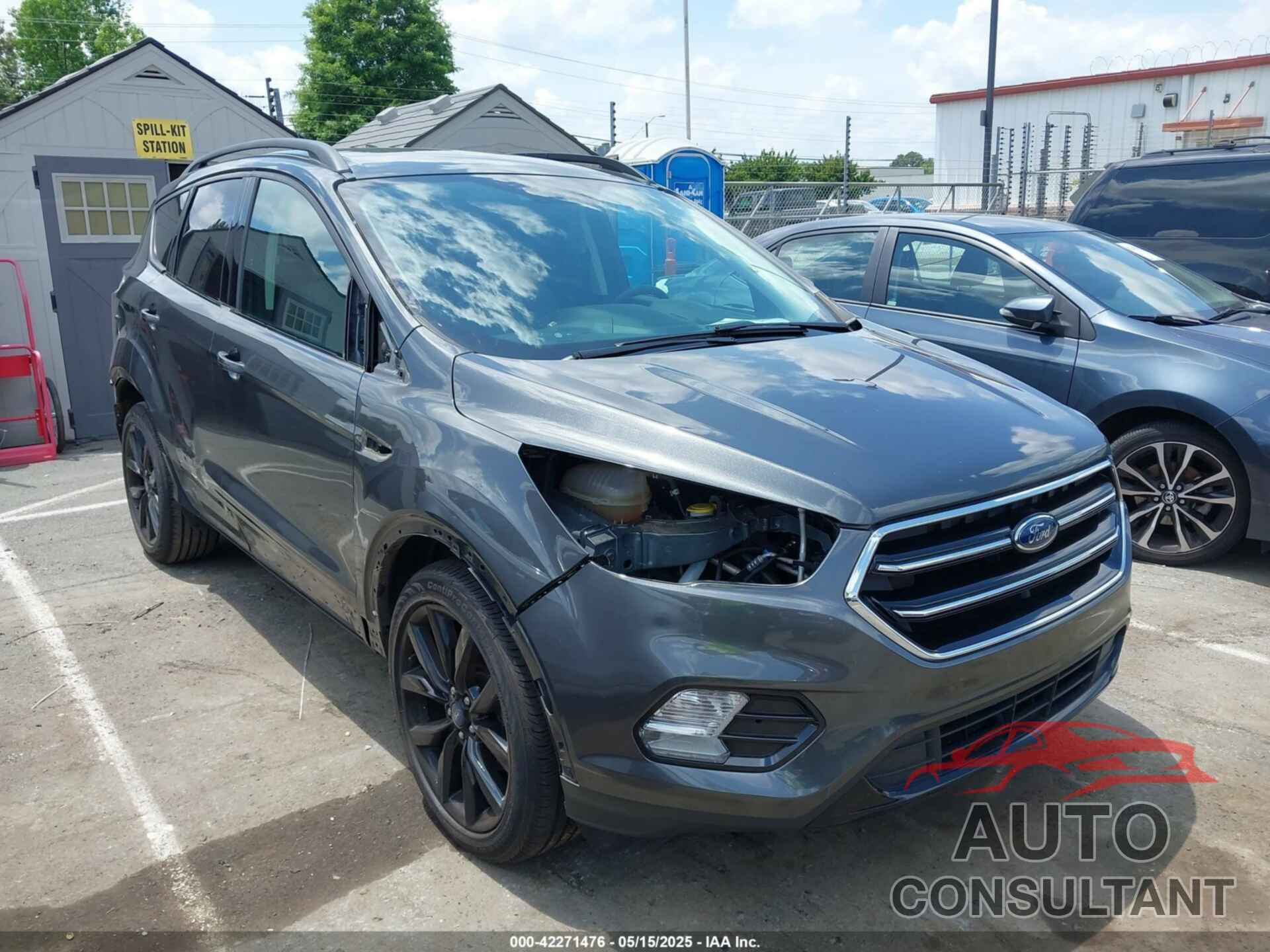 FORD ESCAPE 2019 - 1FMCU0GD0KUB74569