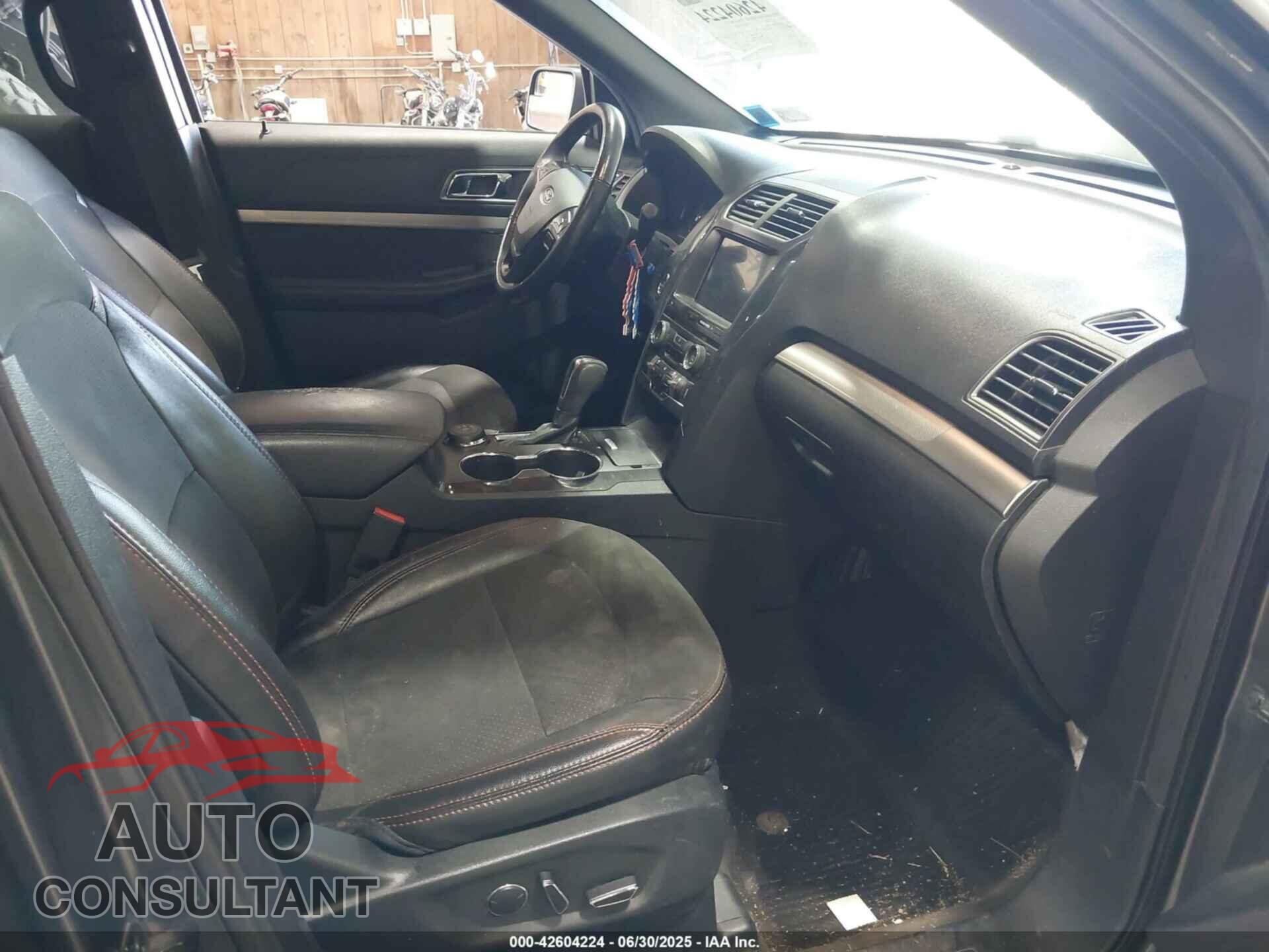 FORD EXPLORER 2018 - 1FM5K8D80JGB14728
