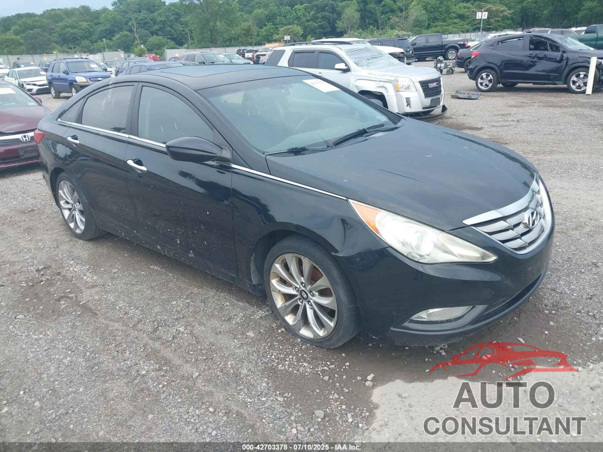 HYUNDAI SONATA 2011 - 5NPEC4AC0BH112493