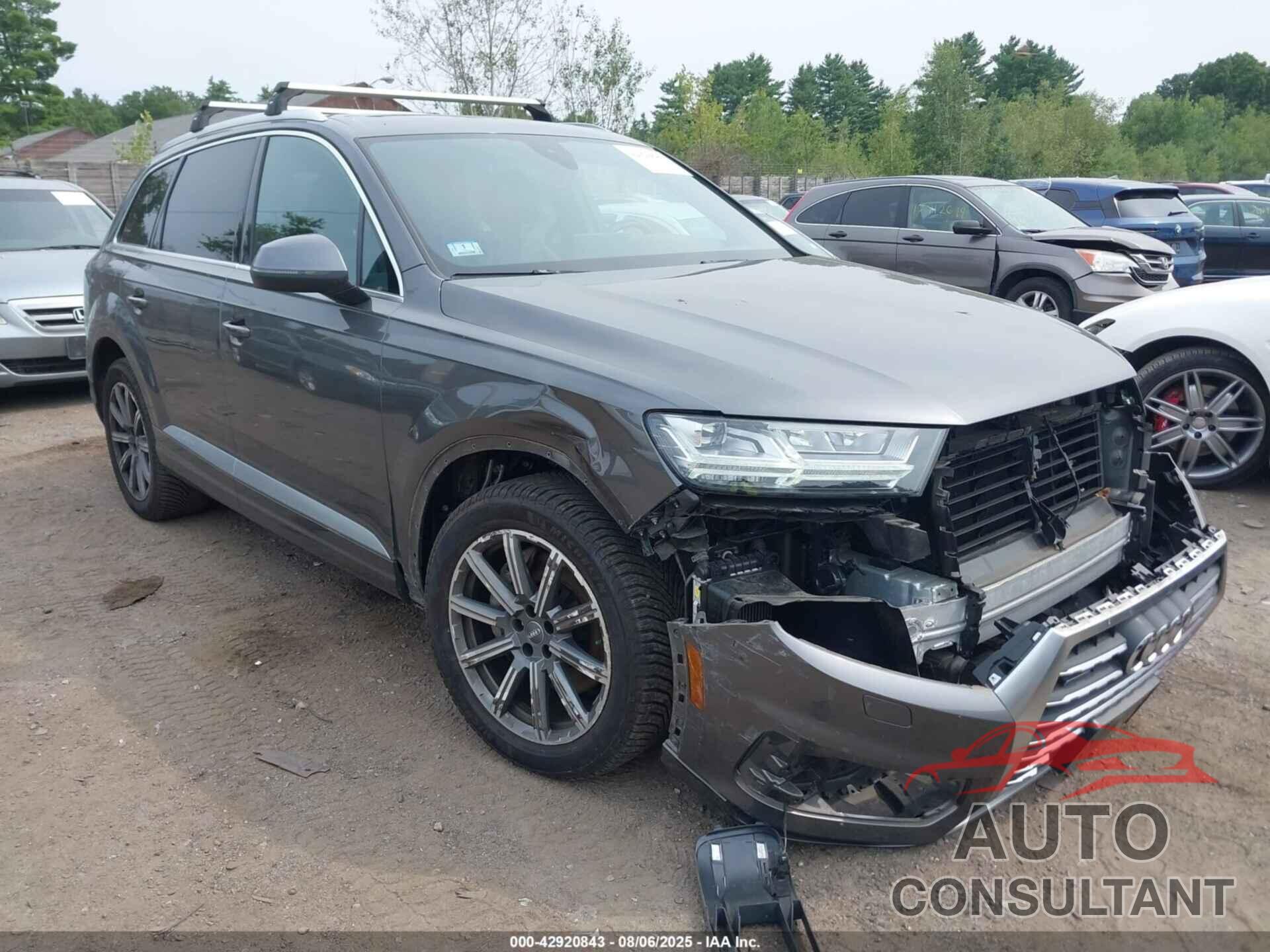 AUDI Q7 2018 - WA1VAAF70JD050320
