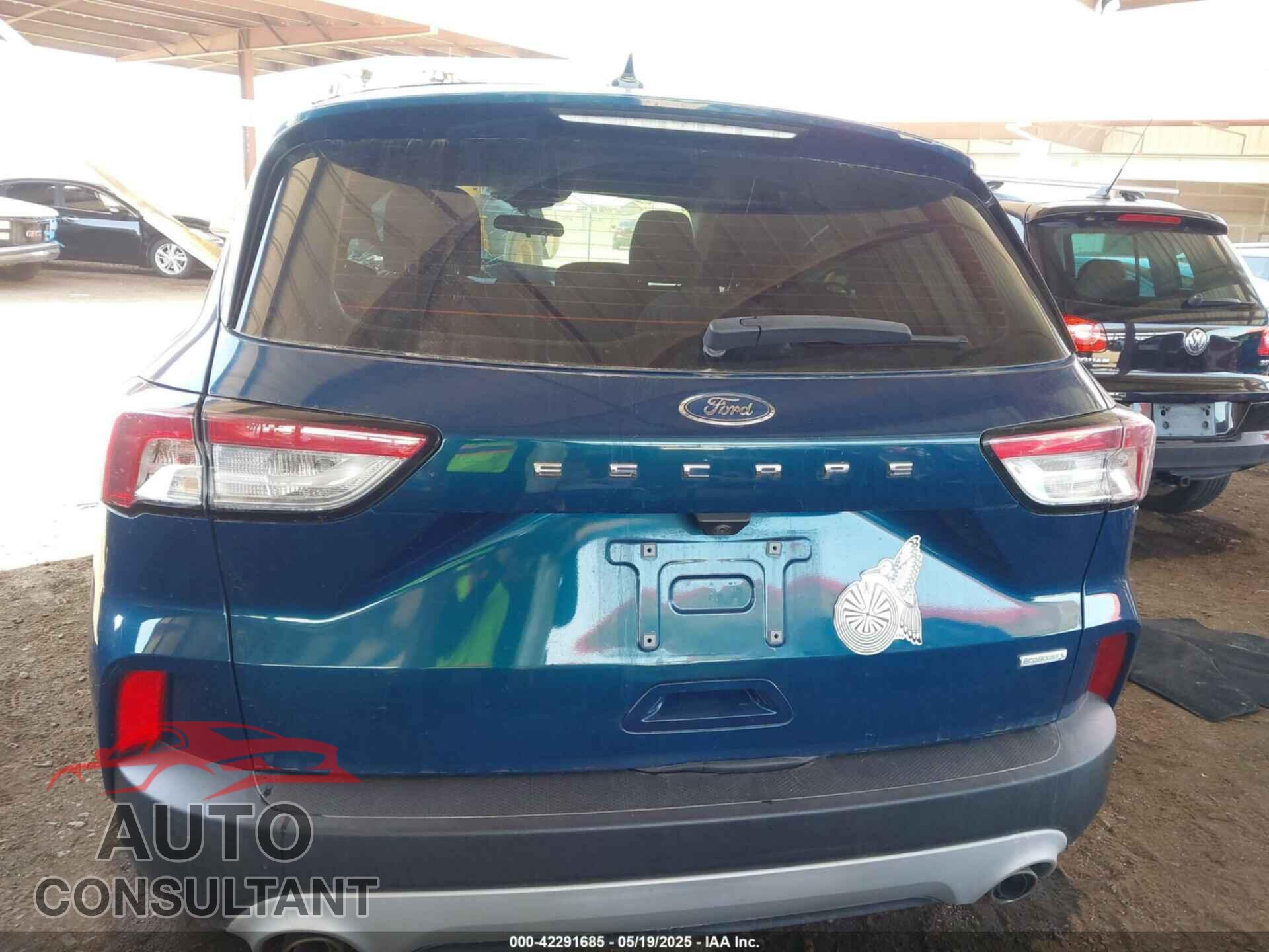 FORD ESCAPE 2020 - 1FMCU0F63LUA57573