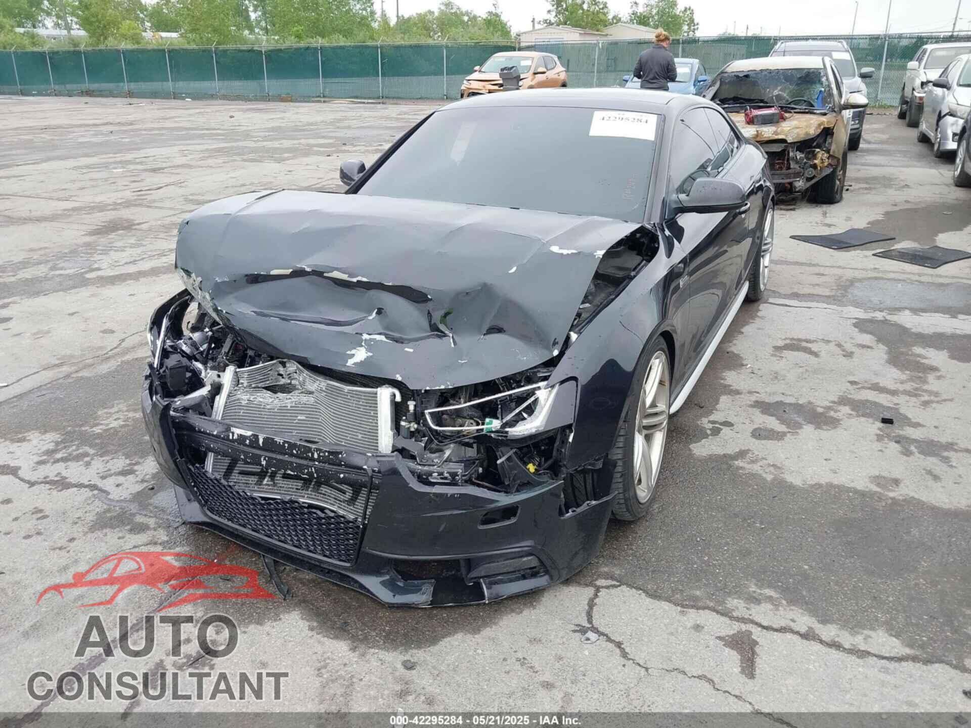 AUDI S5 2013 - WAUCGAFR2DA074960