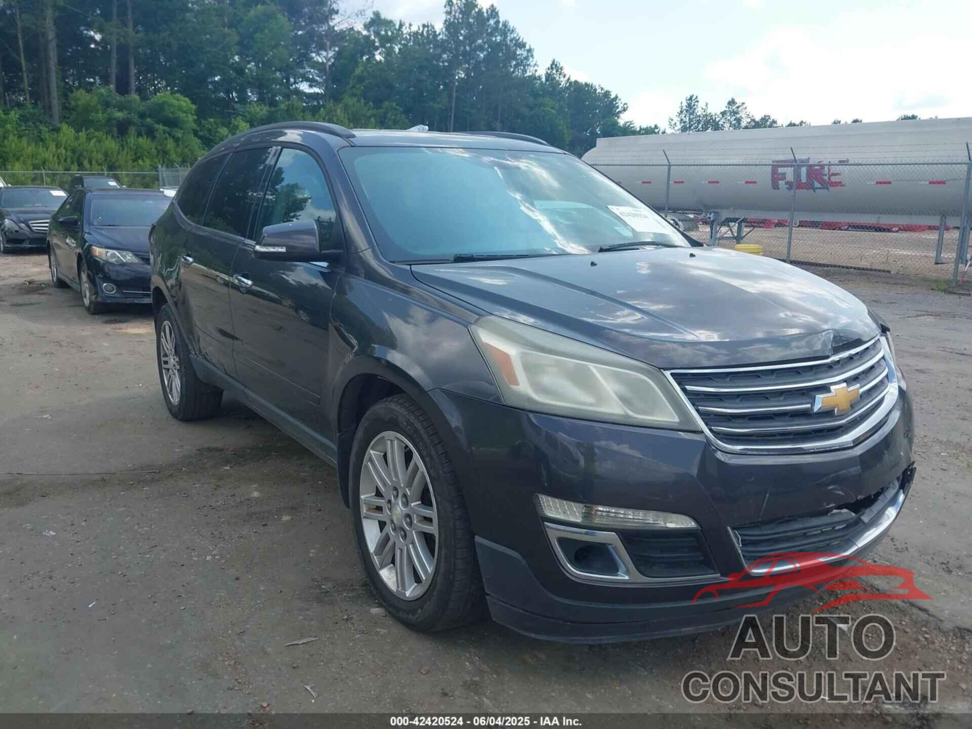 CHEVROLET TRAVERSE 2015 - 1GNKRGKD2FJ226235