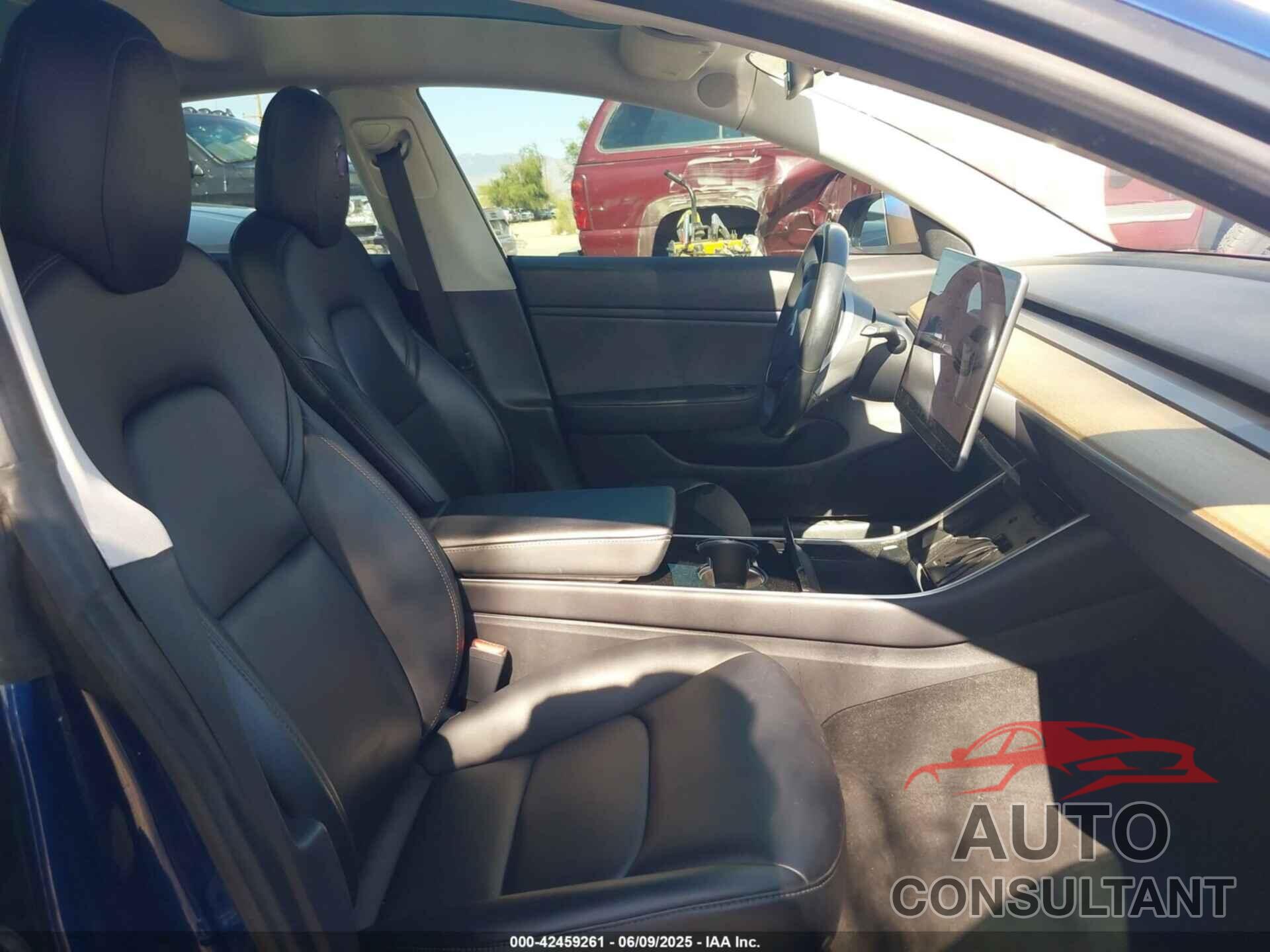 TESLA MODEL 3 2019 - 5YJ3E1EA7KF308860