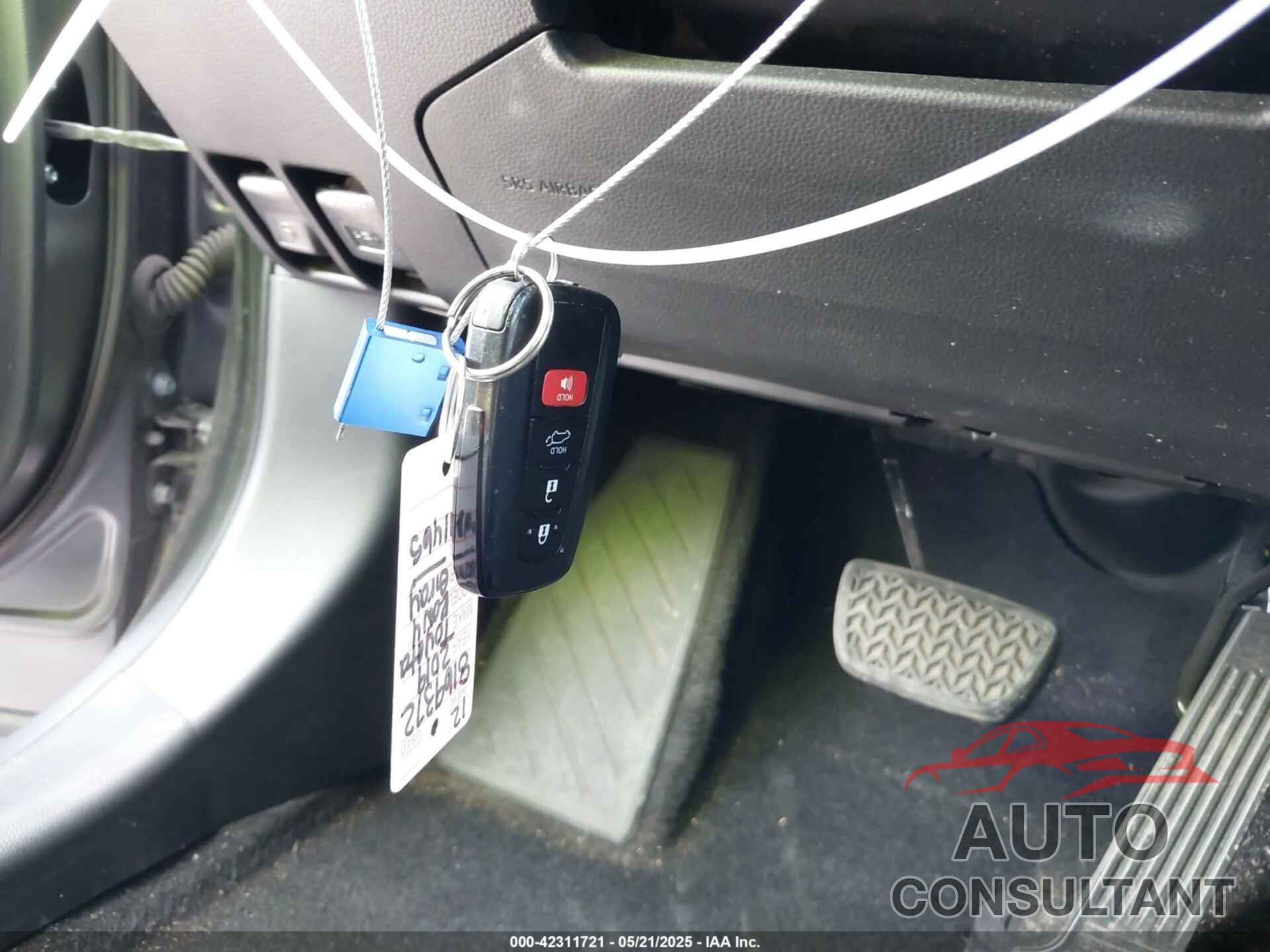 TOYOTA RAV4 2019 - JTMW1RFV6KD011465