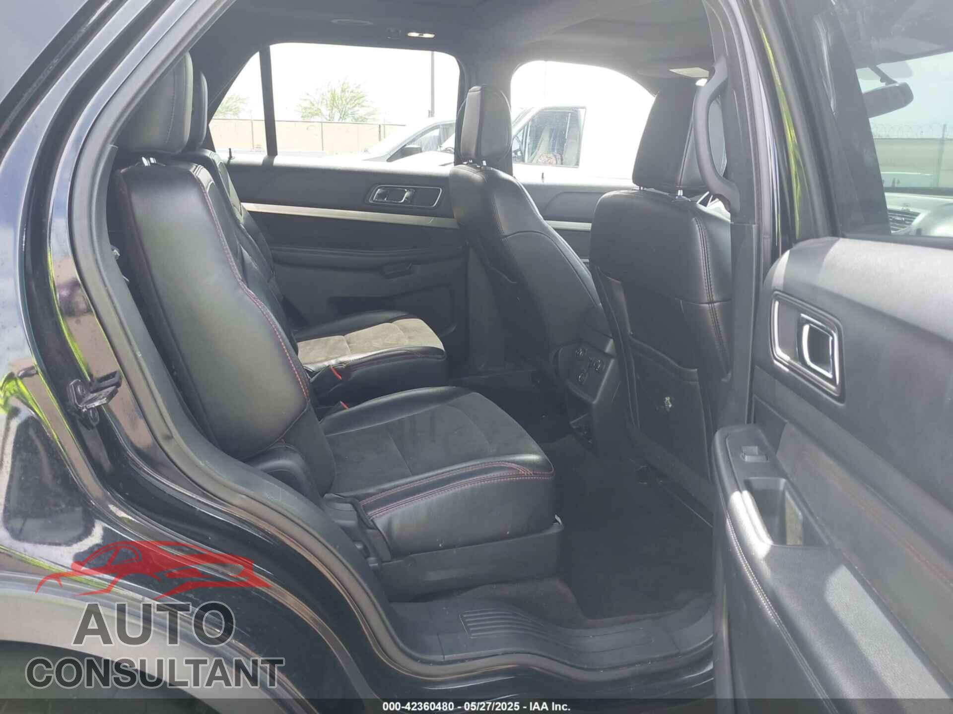 FORD EXPLORER 2018 - 1FM5K7D89JGB09280