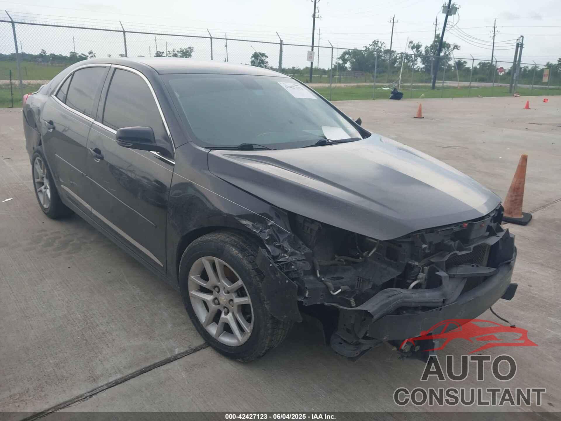CHEVROLET MALIBU 2015 - 1G11C5SL2FF130389