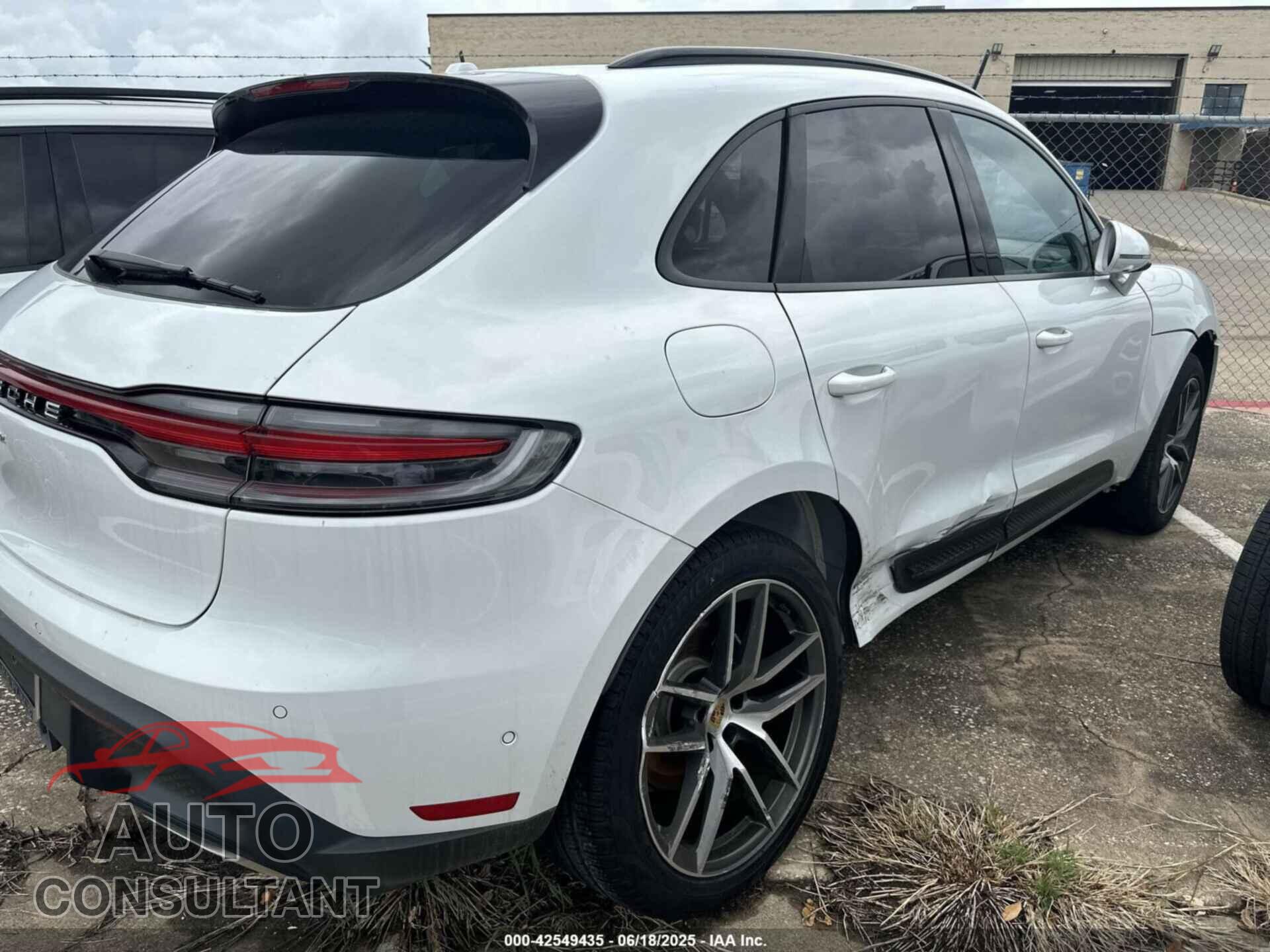 PORSCHE MACAN 2023 - WP1AA2A56PLB15488