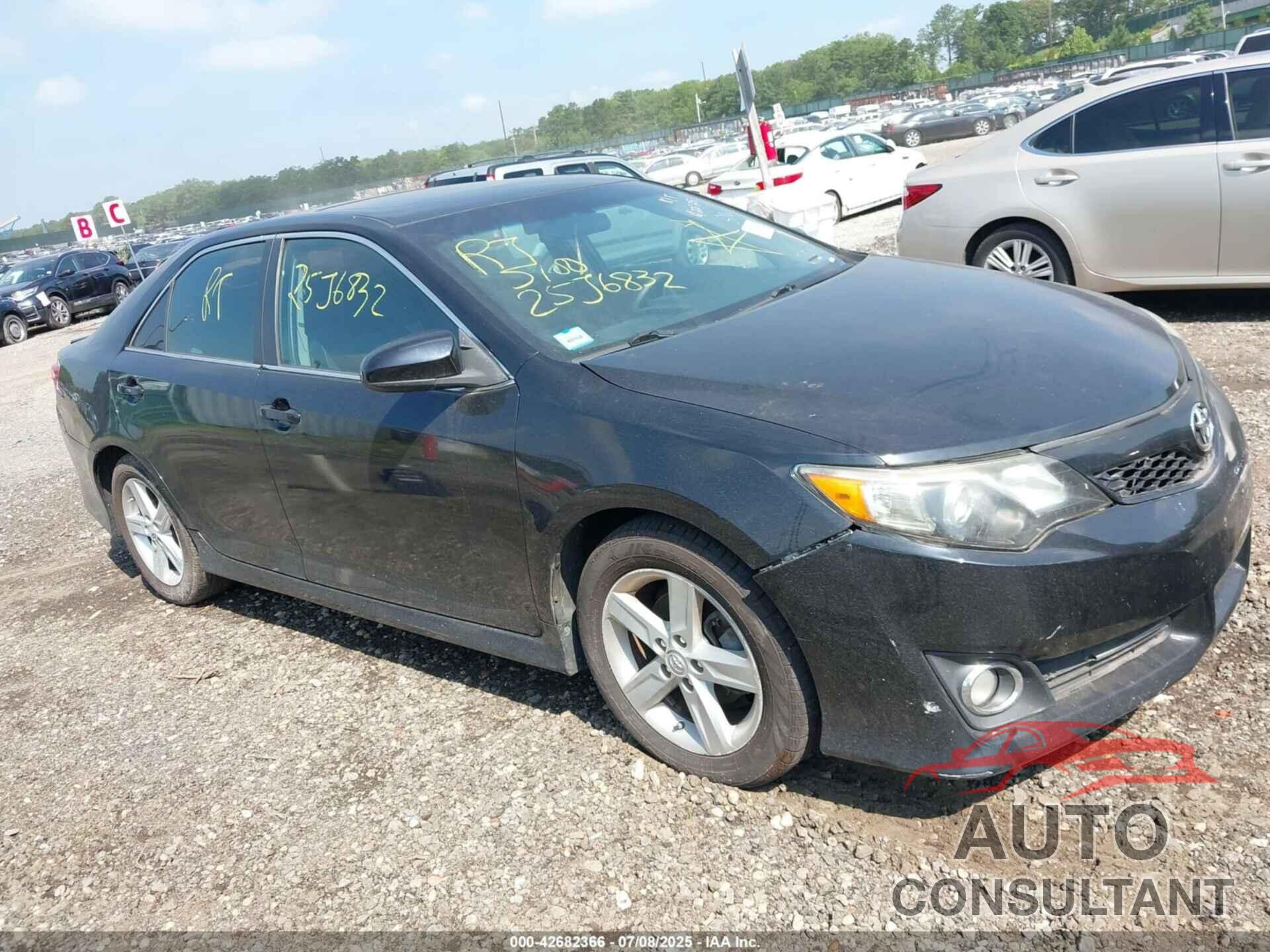 TOYOTA CAMRY 2014 - 4T1BF1FK4EU734139