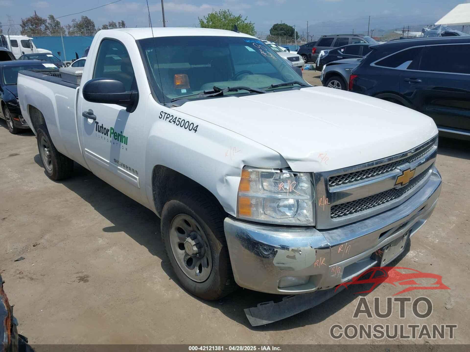 CHEVROLET SILVERADO 1500 2012 - 1GCNCSEA7CZ103927