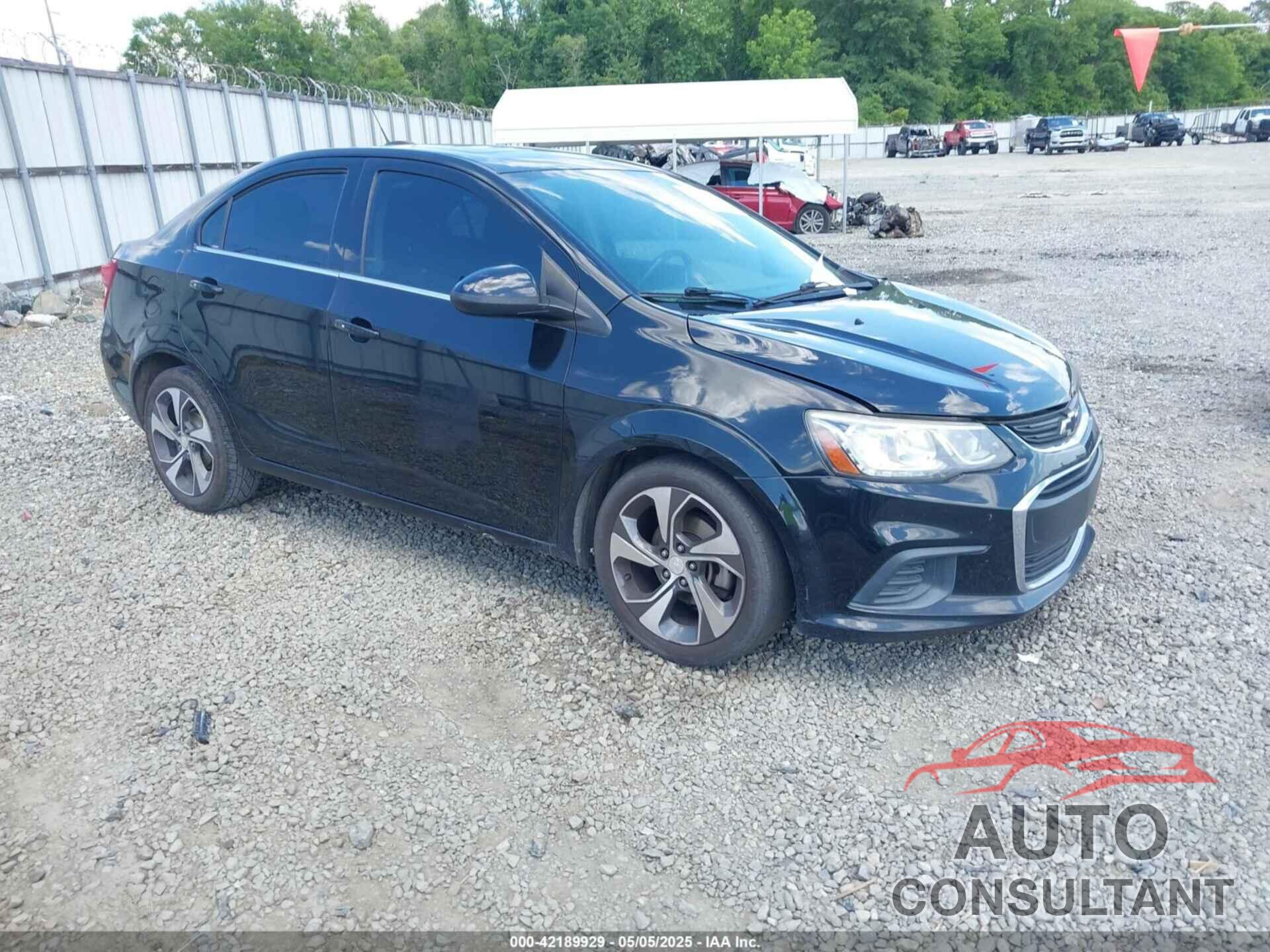 CHEVROLET SONIC 2018 - 1G1JD5SB3J4102416