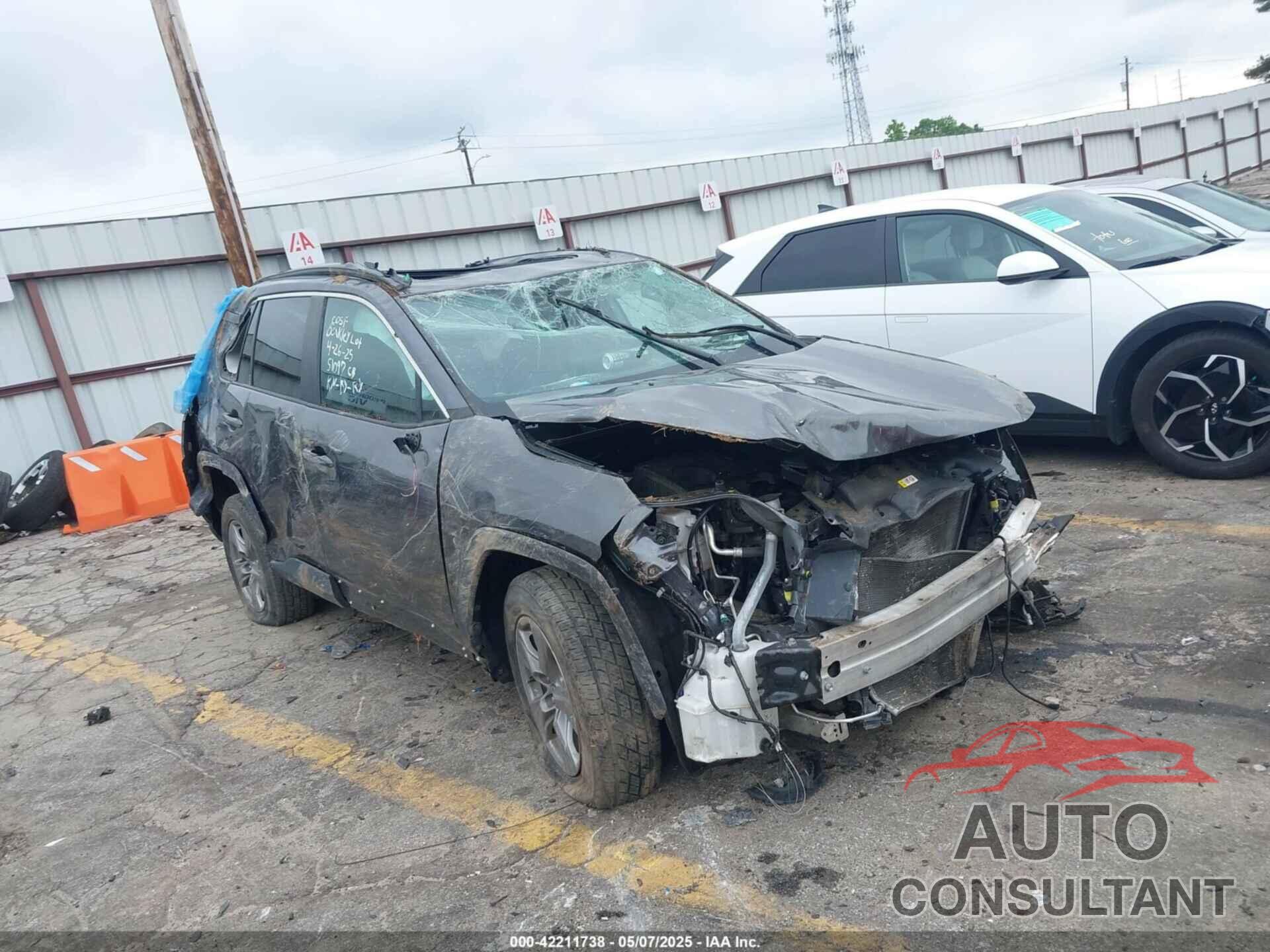 TOYOTA RAV4 2022 - 2T3W1RFV3NC179122