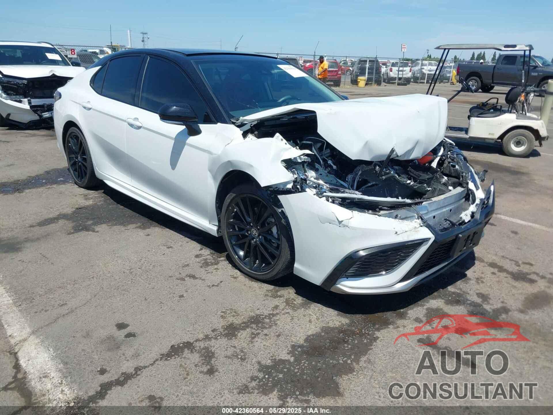 TOYOTA CAMRY 2024 - 4T1K61AK1RU228328