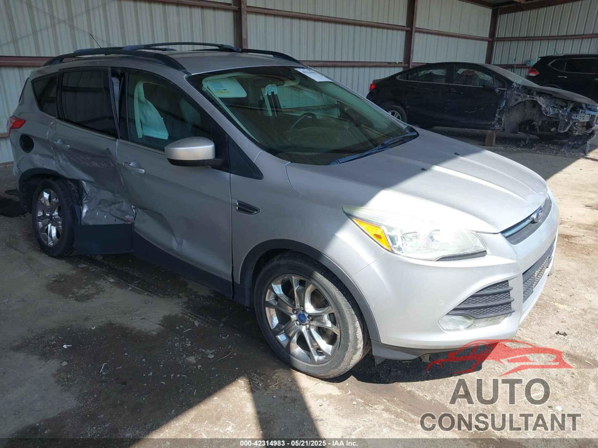 FORD ESCAPE 2016 - 1FMCU9GX2GUC26760