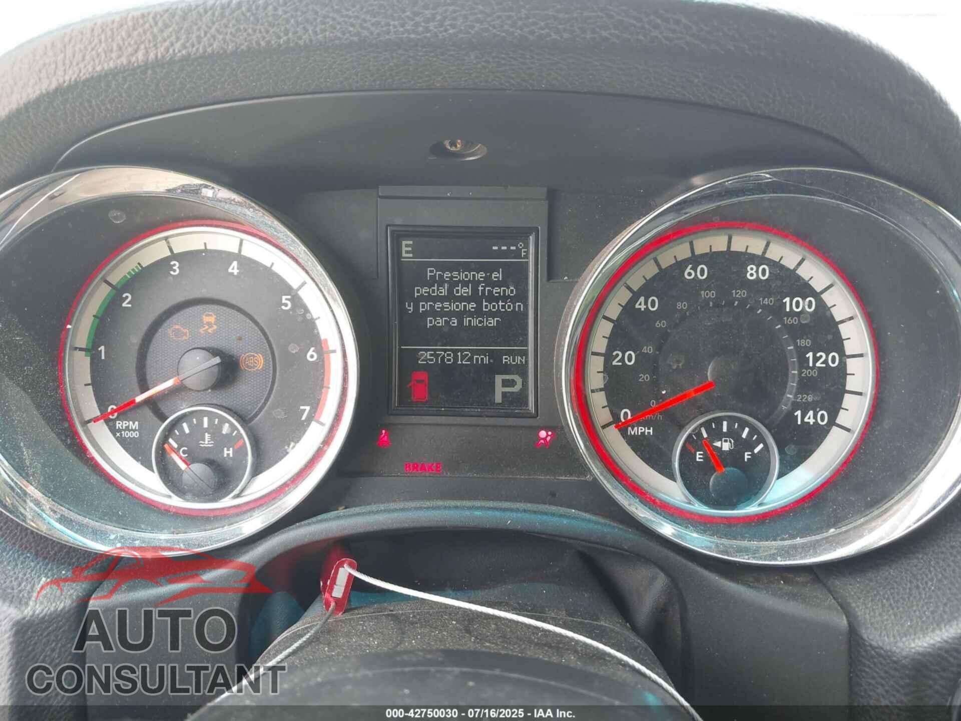 DODGE DURANGO 2013 - 1C4SDHET8DC687571