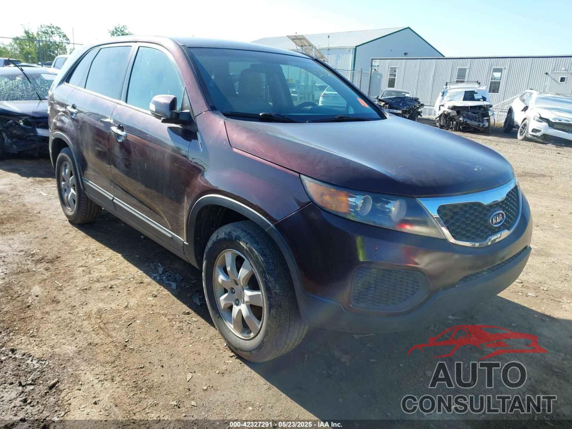 KIA SORENTO 2013 - 5XYKT3A17DG375103