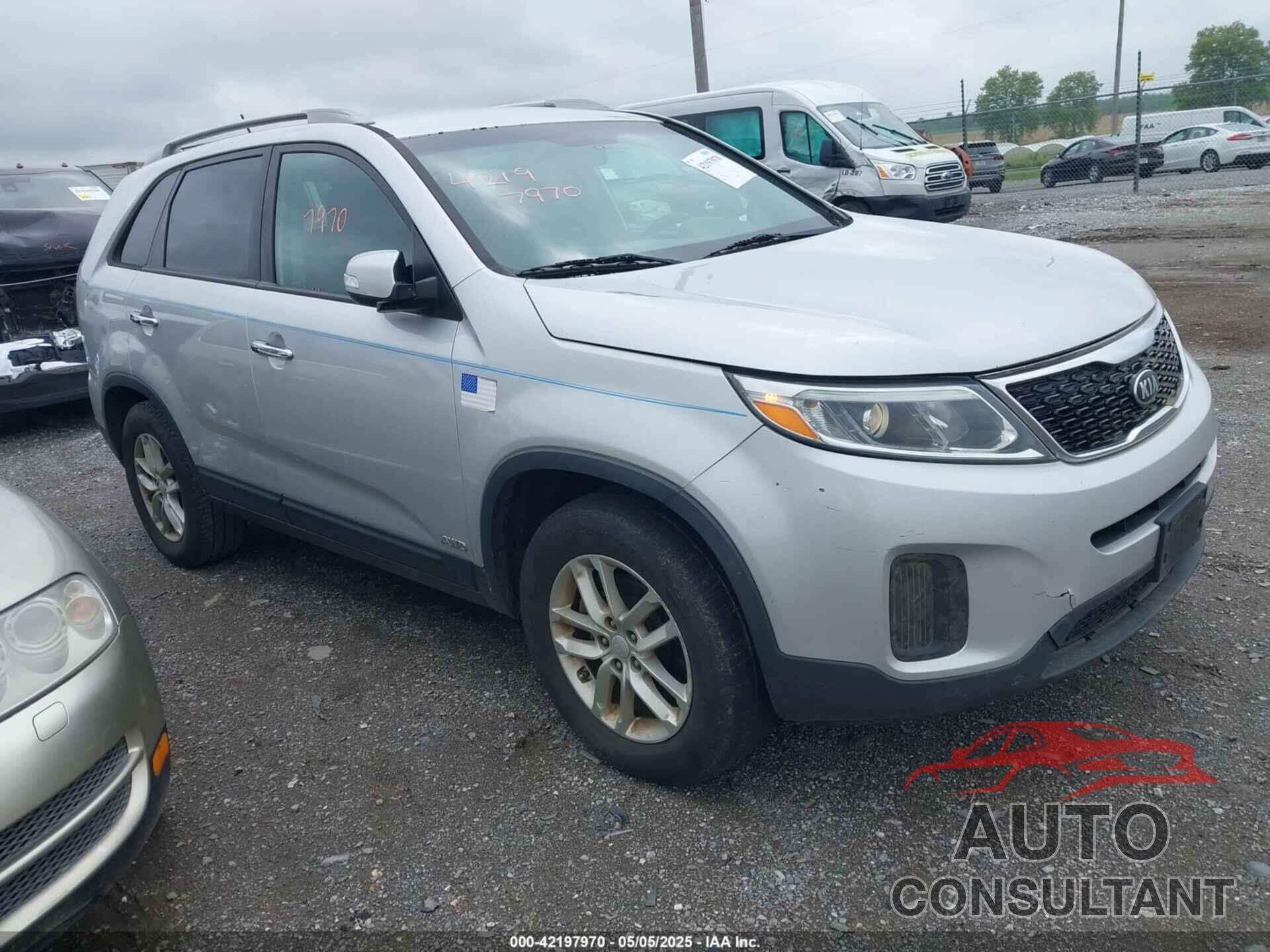 KIA SORENTO 2015 - 5XYKTDA73FG622209
