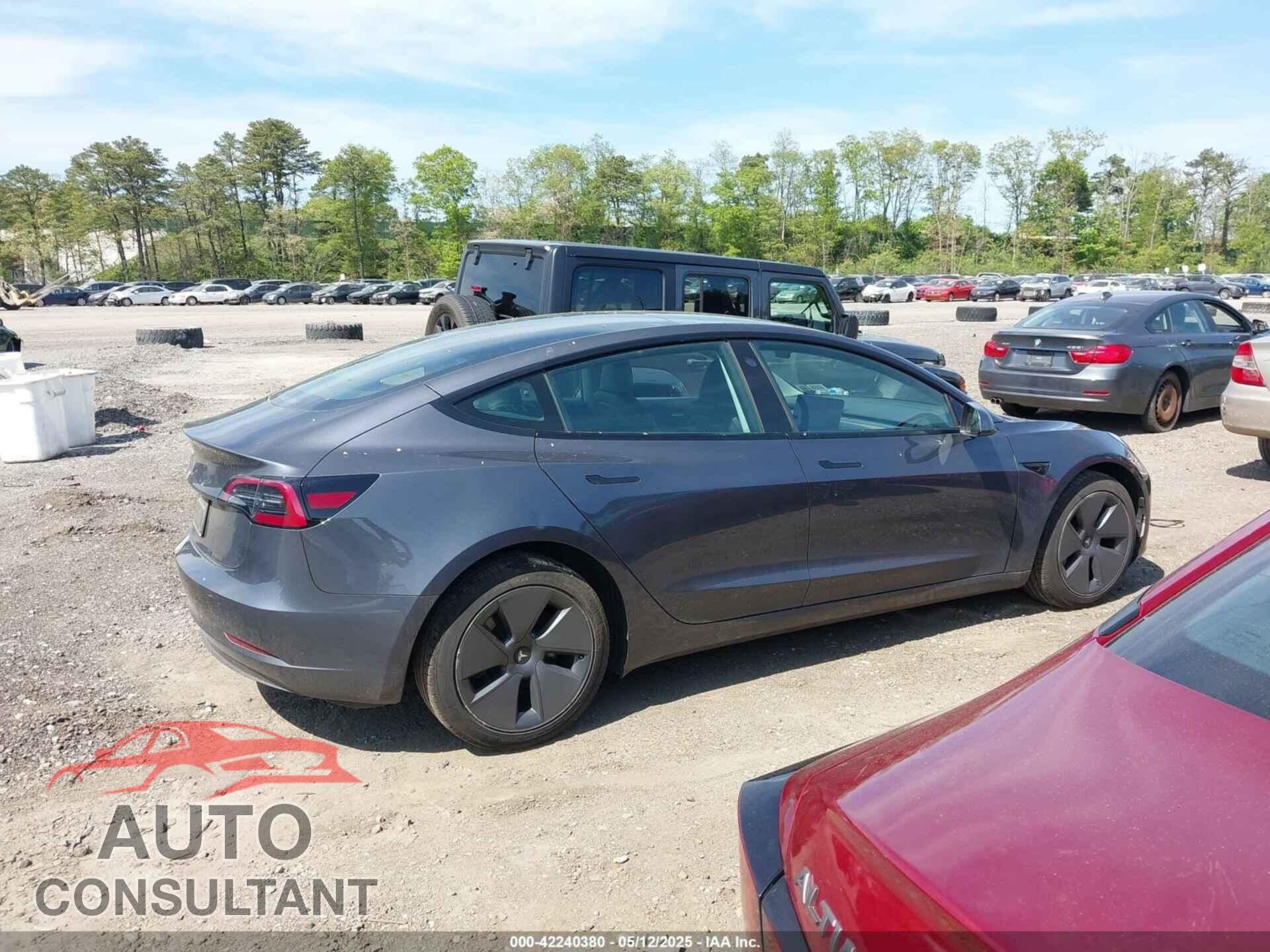 TESLA MODEL 3 2023 - 5YJ3E1EA3PF686679