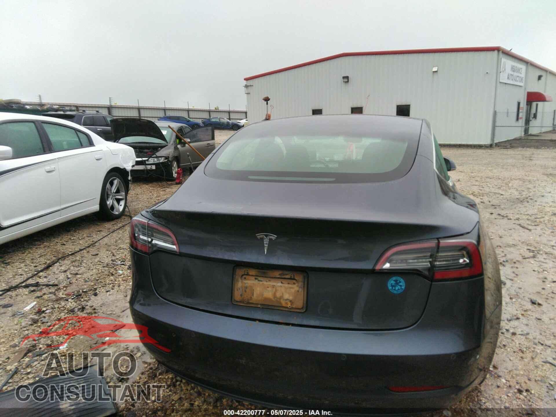 TESLA MODEL 3 2020 - 5YJ3E1EA2LF611448