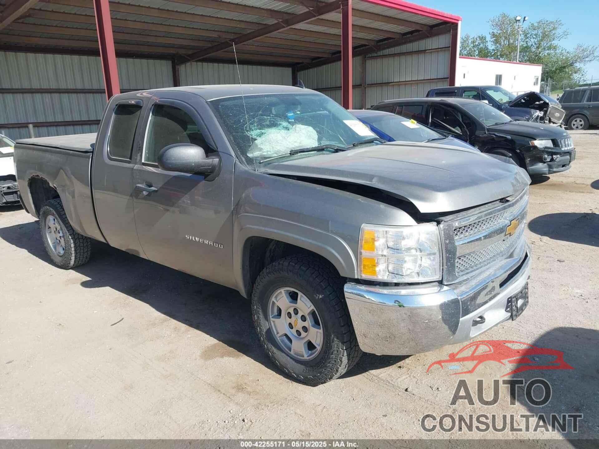 CHEVROLET SILVERADO 1500 2013 - 1GCRKSE72DZ274532