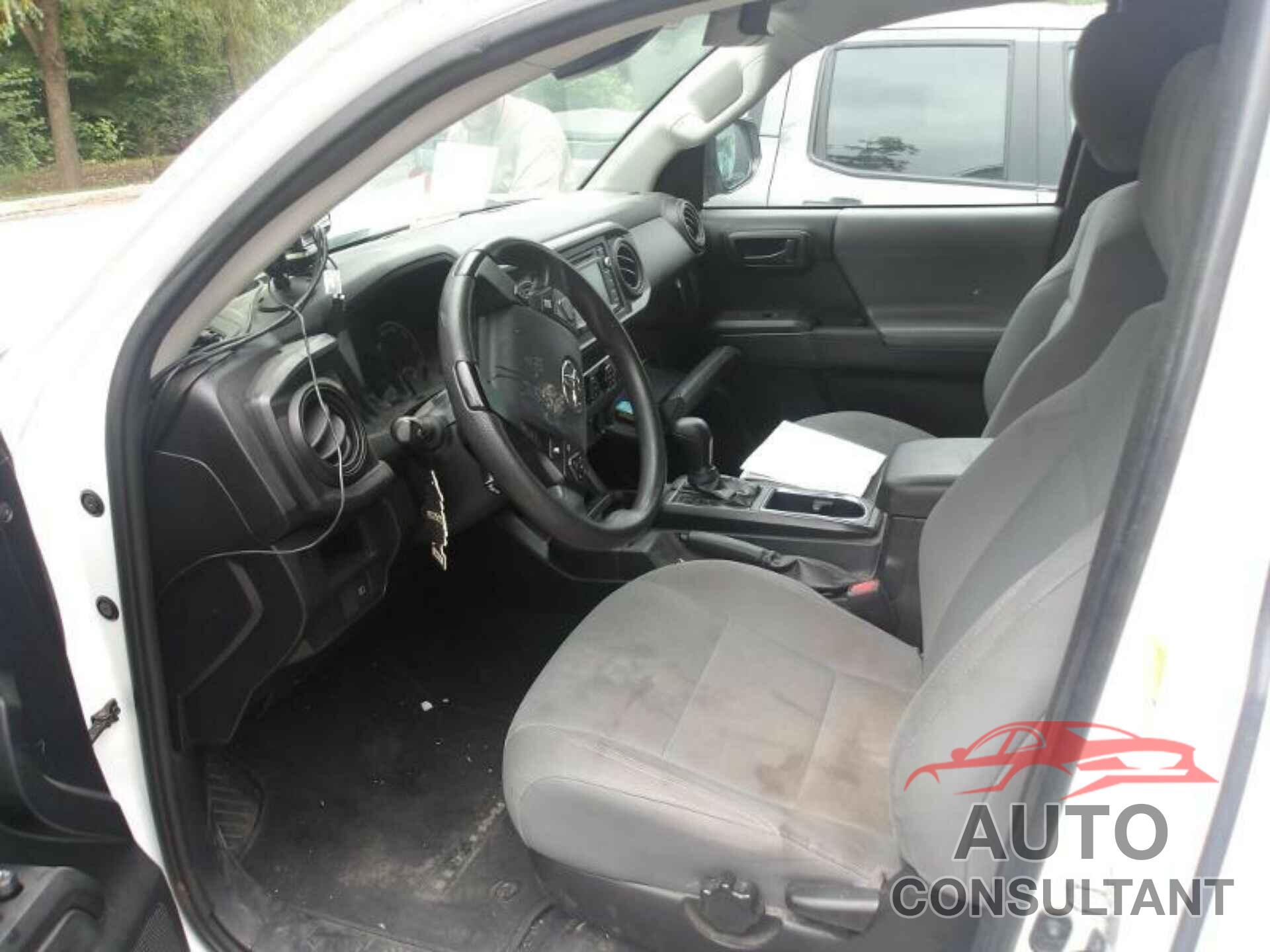 TOYOTA TACOMA 2019 - 5TFRX5GN8KX149848