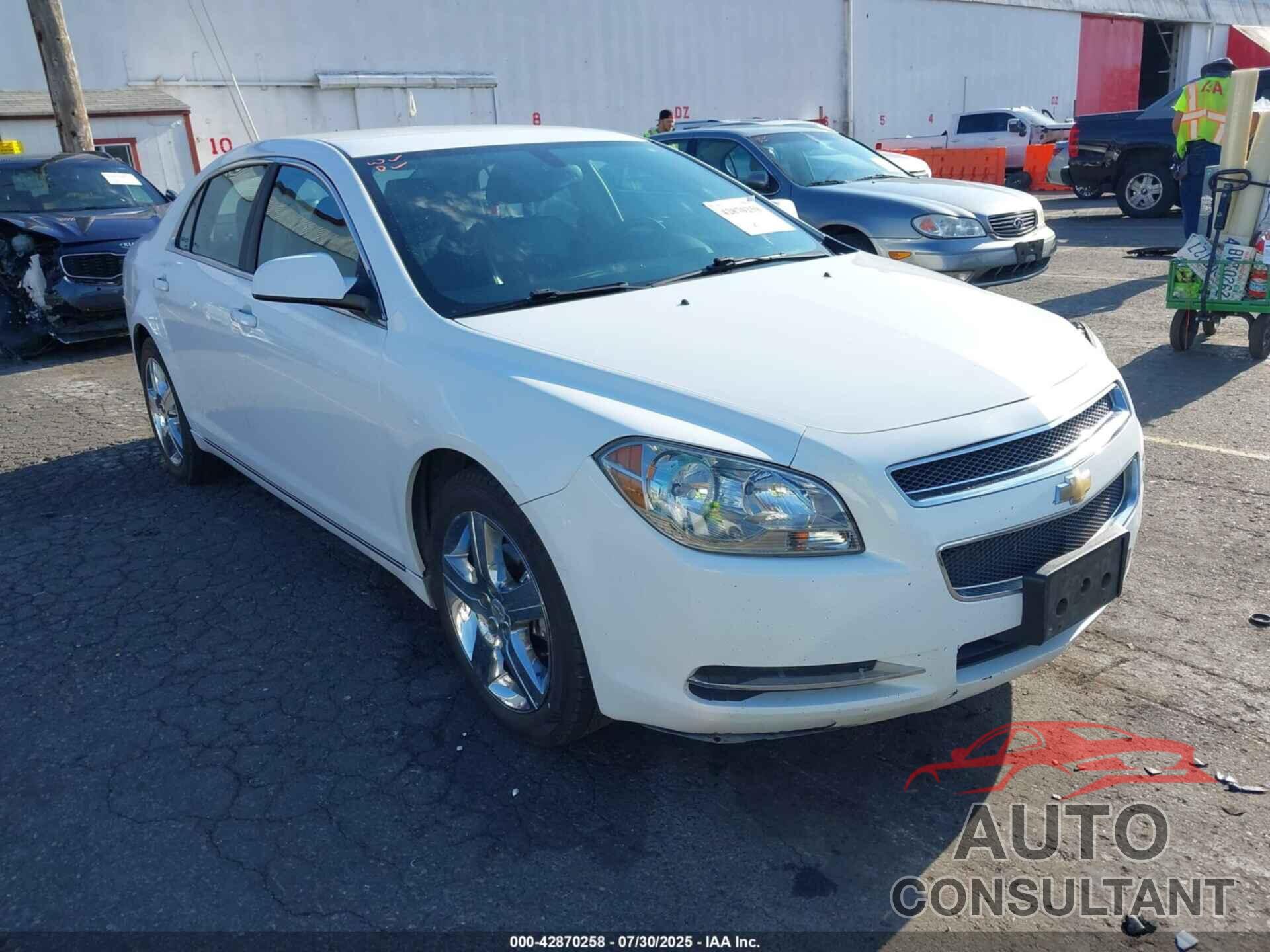 CHEVROLET MALIBU 2011 - 1G1ZD5E11BF387046