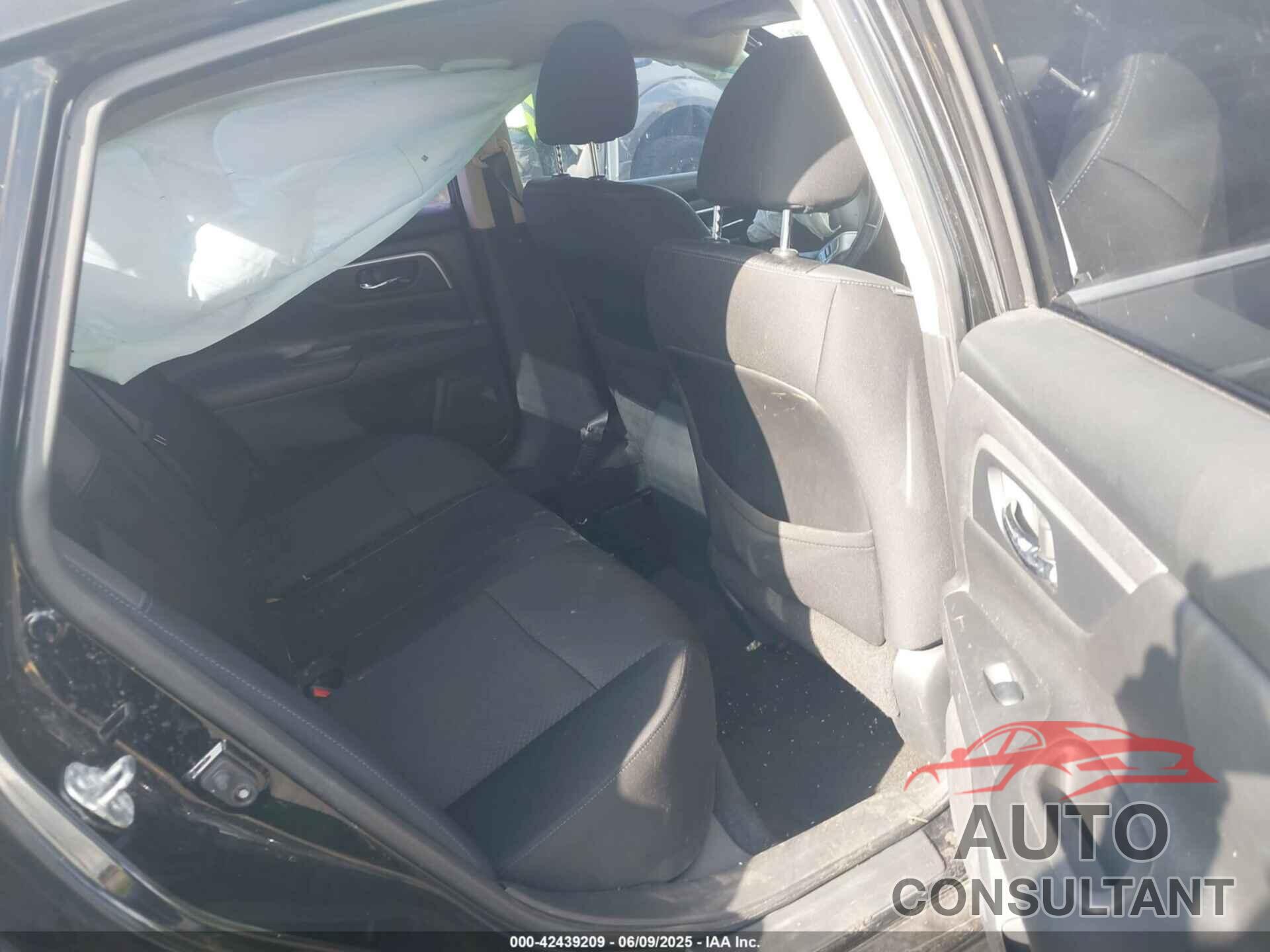 NISSAN ALTIMA 2017 - 1N4AL3APXHC256767